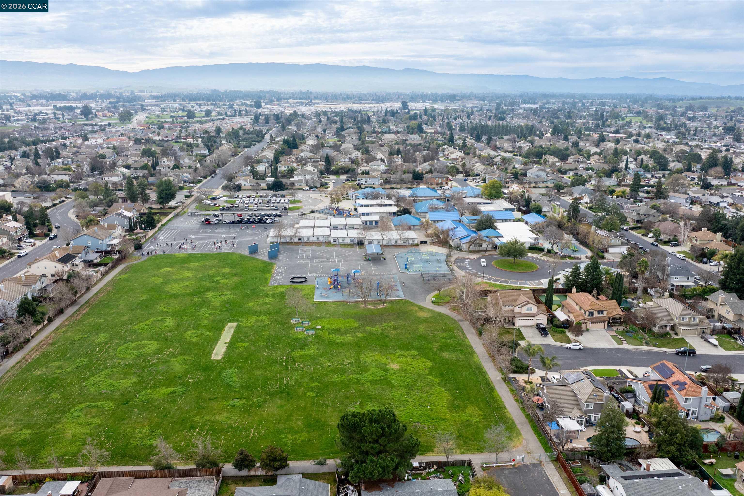 Detail Gallery Image 4 of 5 For 5833 Singing Hills Ave, Livermore,  CA 94551 - 4 Beds | 1/1 Baths