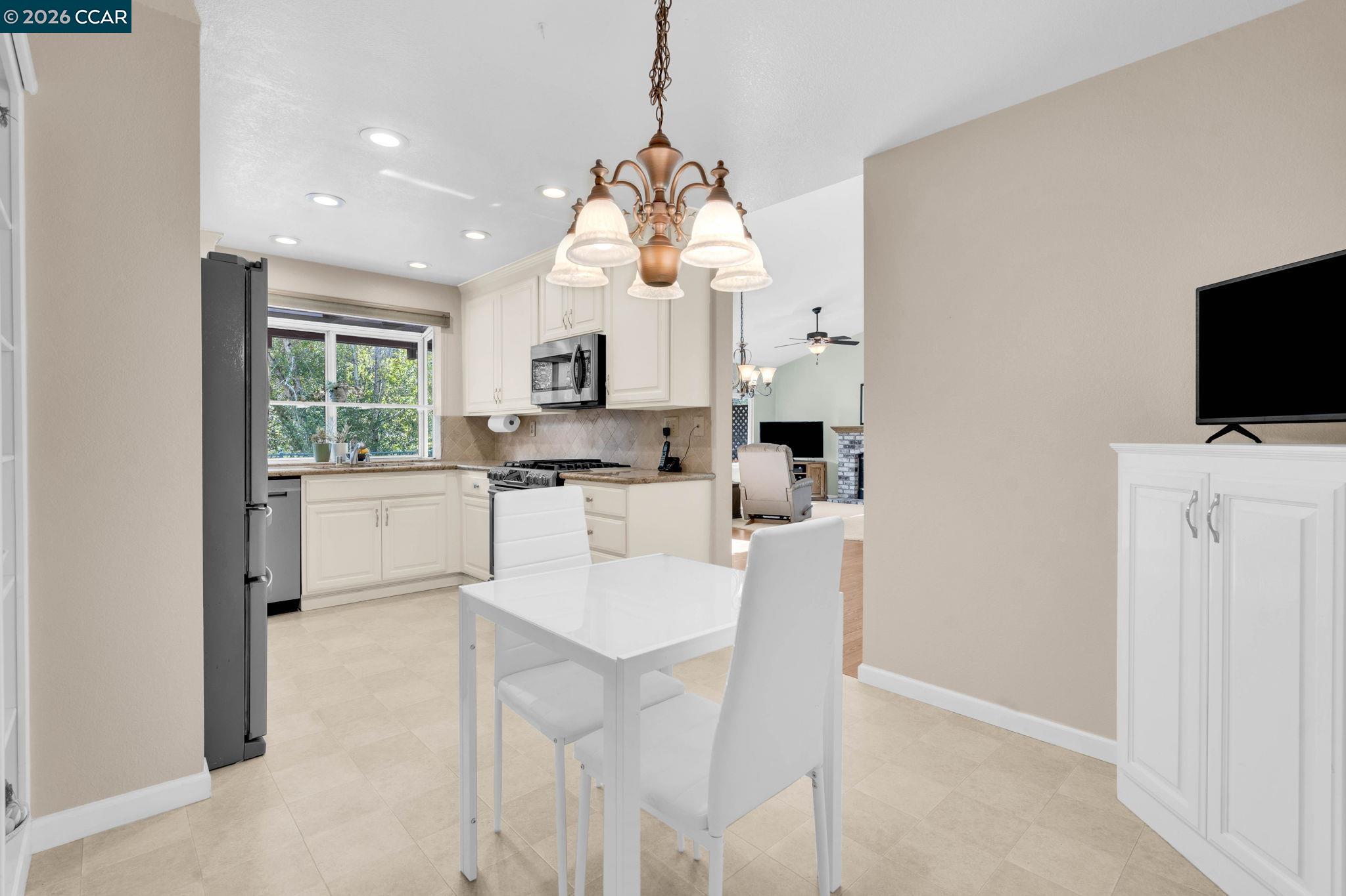 Photo #16: 41121953 Listing: Photo #16