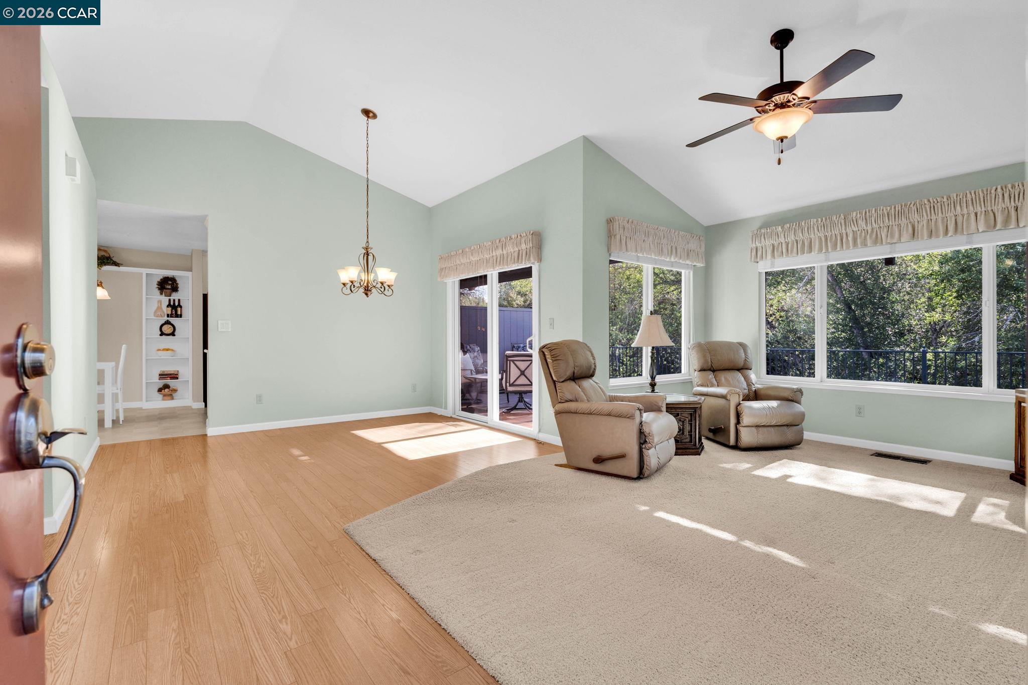 Photo #3: 41121953 Listing: Photo #3