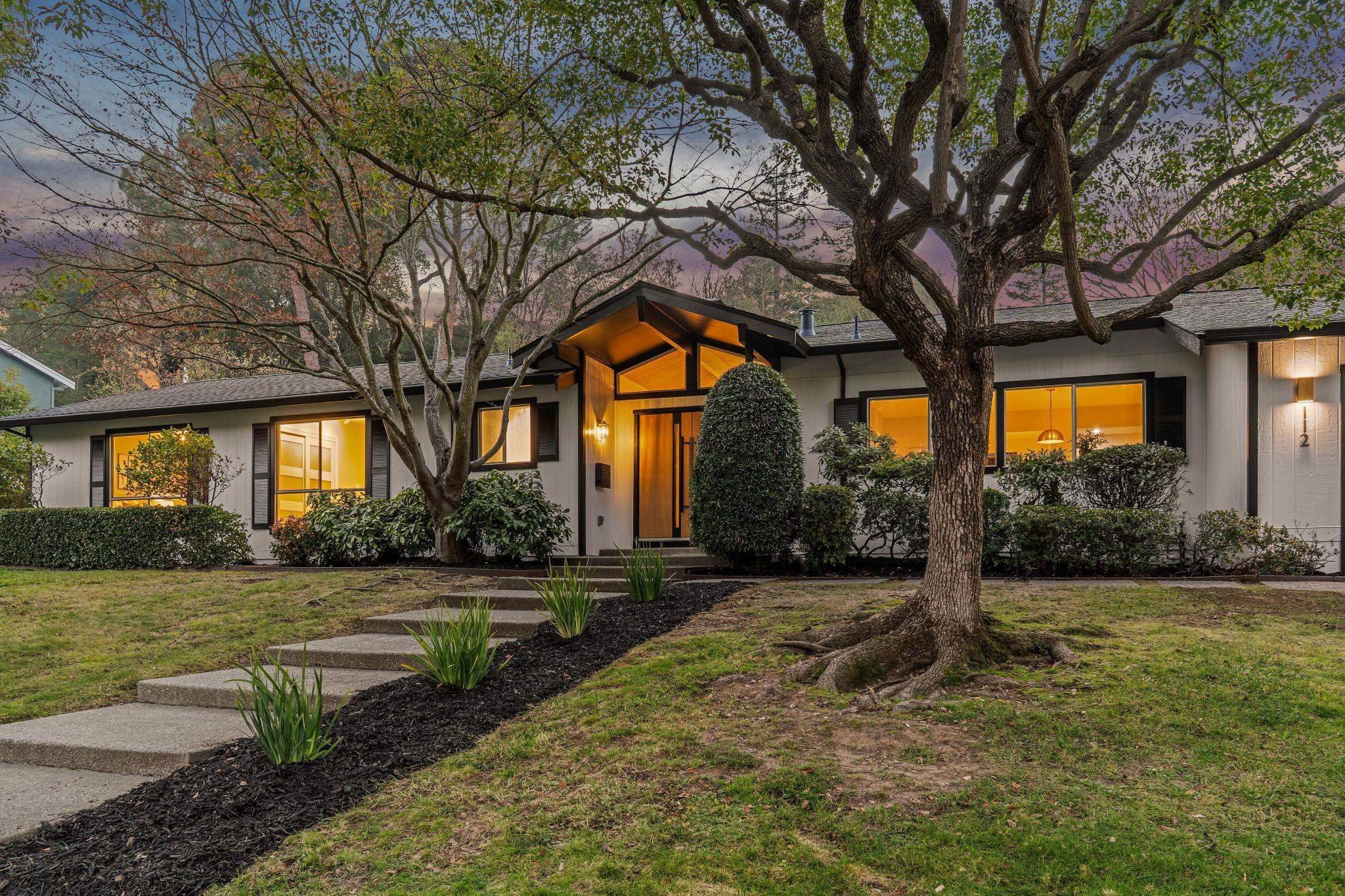 Detail Gallery Image 2 of 60 For 112 Valley Oaks Dr, Alamo,  CA 94507 - 4 Beds | 2 Baths