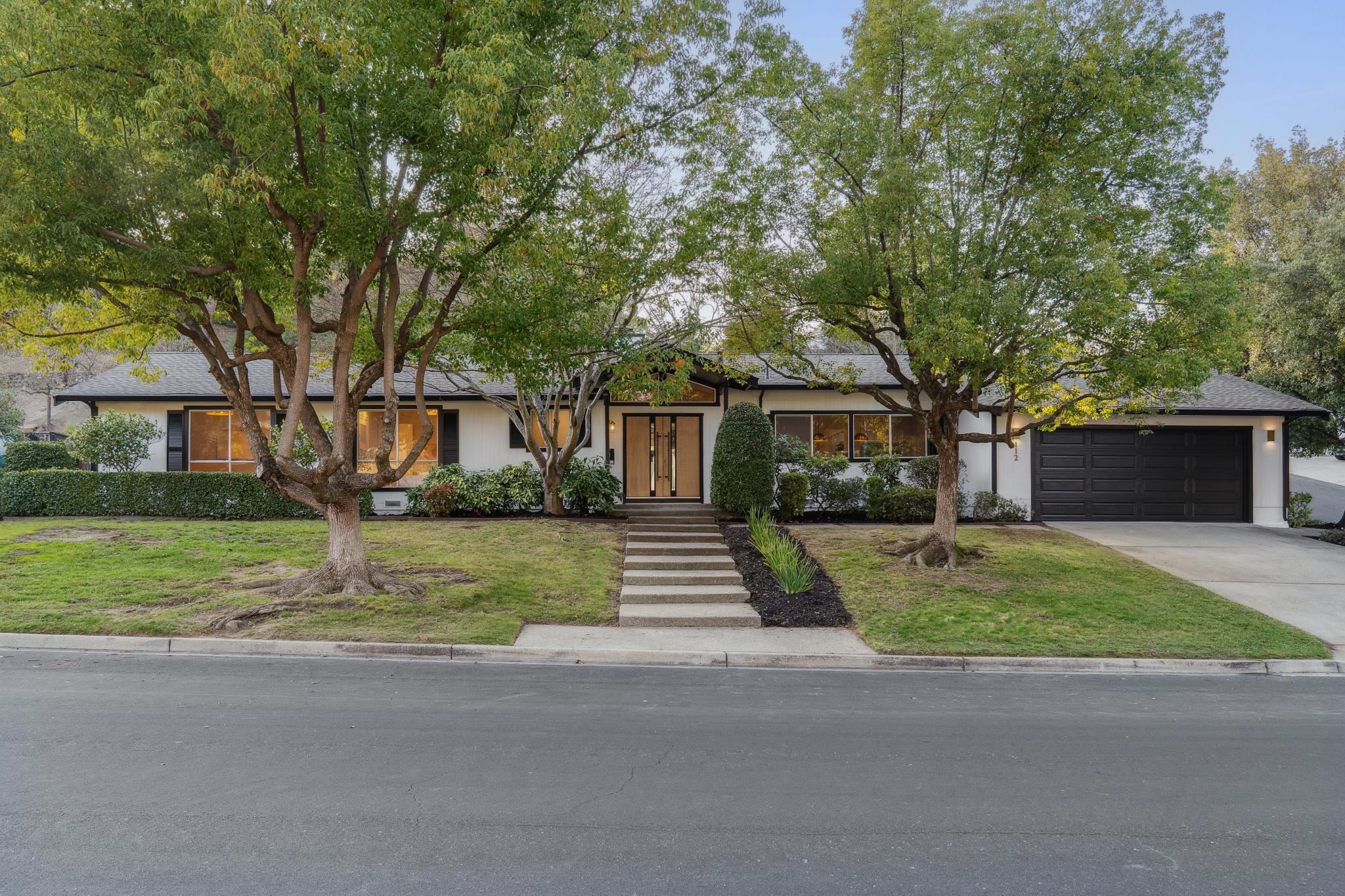 Detail Gallery Image 59 of 60 For 112 Valley Oaks Dr, Alamo,  CA 94507 - 4 Beds | 2 Baths