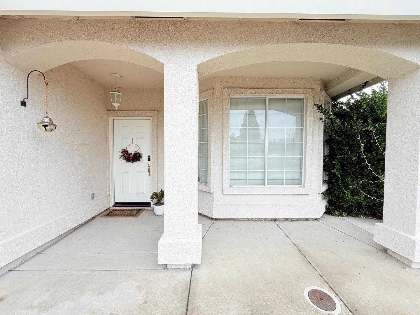 Detail Gallery Image 2 of 23 For 2054 Ajay Dr, Roseville,  CA 95678 - 3 Beds | 2 Baths