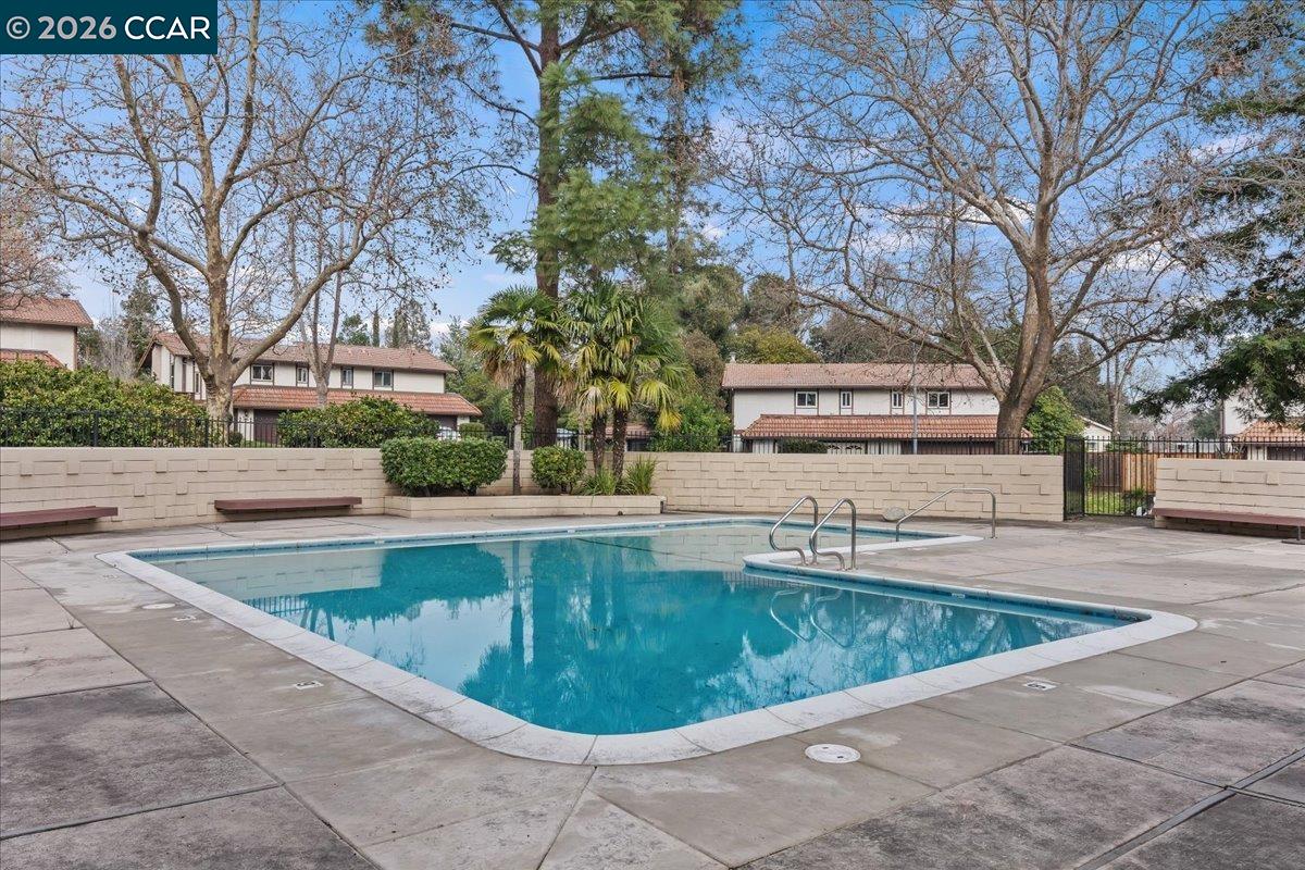 Photo #17: 41121977 Listing: Photo #17