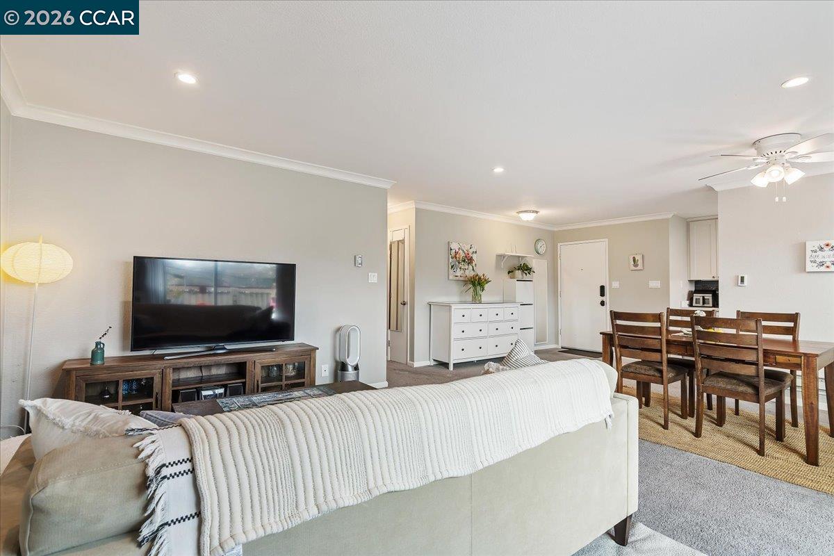 Photo #7: 41121977 Listing: Photo #7