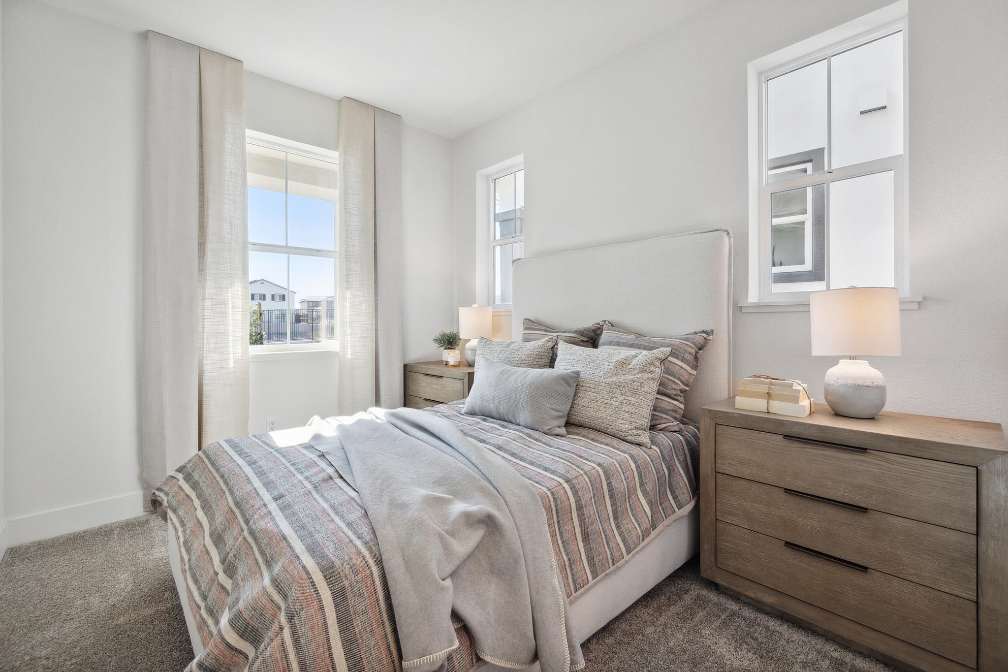 Detail Gallery Image 23 of 57 For 1516 Millennium Way, Fairfield,  CA 94533 - 4 Beds | 3 Baths