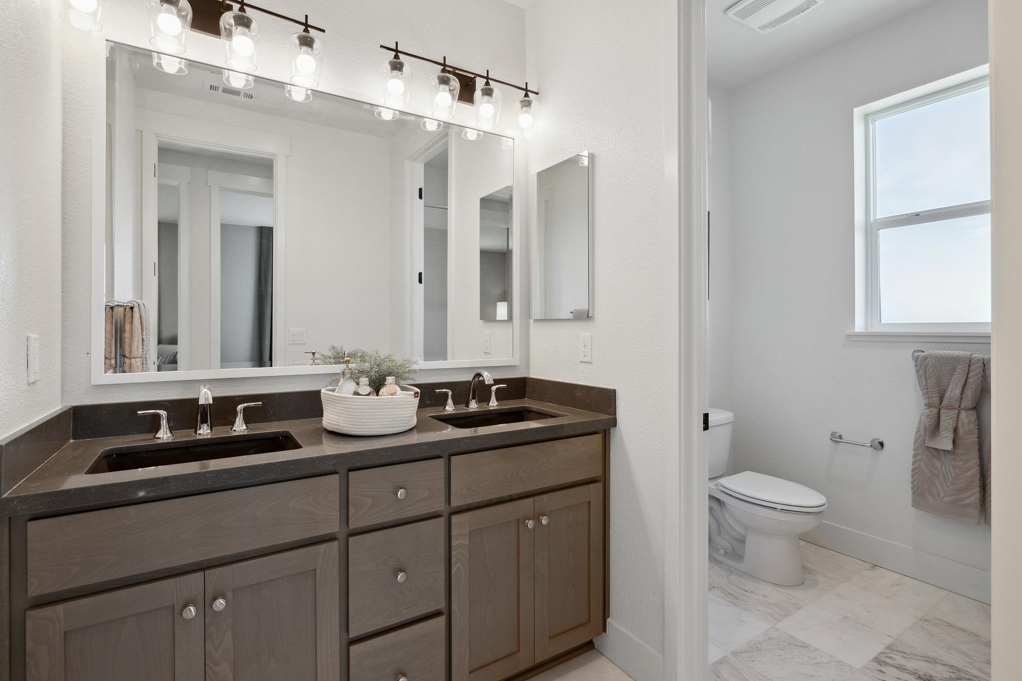 Detail Gallery Image 42 of 57 For 1516 Millennium Way, Fairfield,  CA 94533 - 4 Beds | 3 Baths