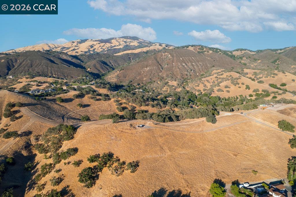 Detail Gallery Image 3 of 18 For 2300 Caballo Ranchero Dr, Diablo,  CA 94528 - – Beds | – Baths