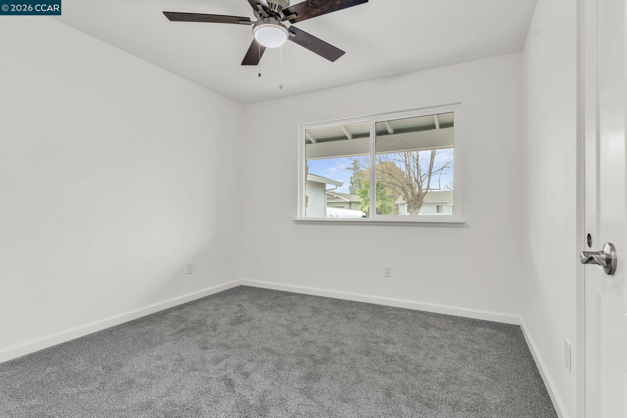 Detail Gallery Image 25 of 37 For 1866 Elkwood Dr, Concord,  CA 94519 - 3 Beds | 2 Baths