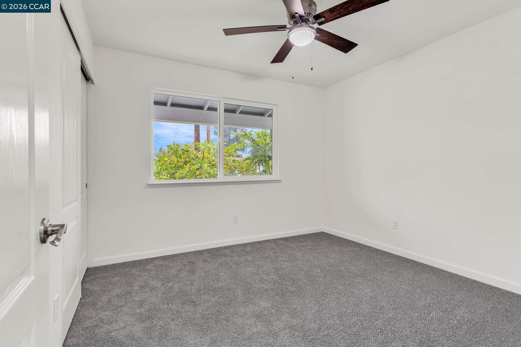 Detail Gallery Image 28 of 37 For 1866 Elkwood Dr, Concord,  CA 94519 - 3 Beds | 2 Baths