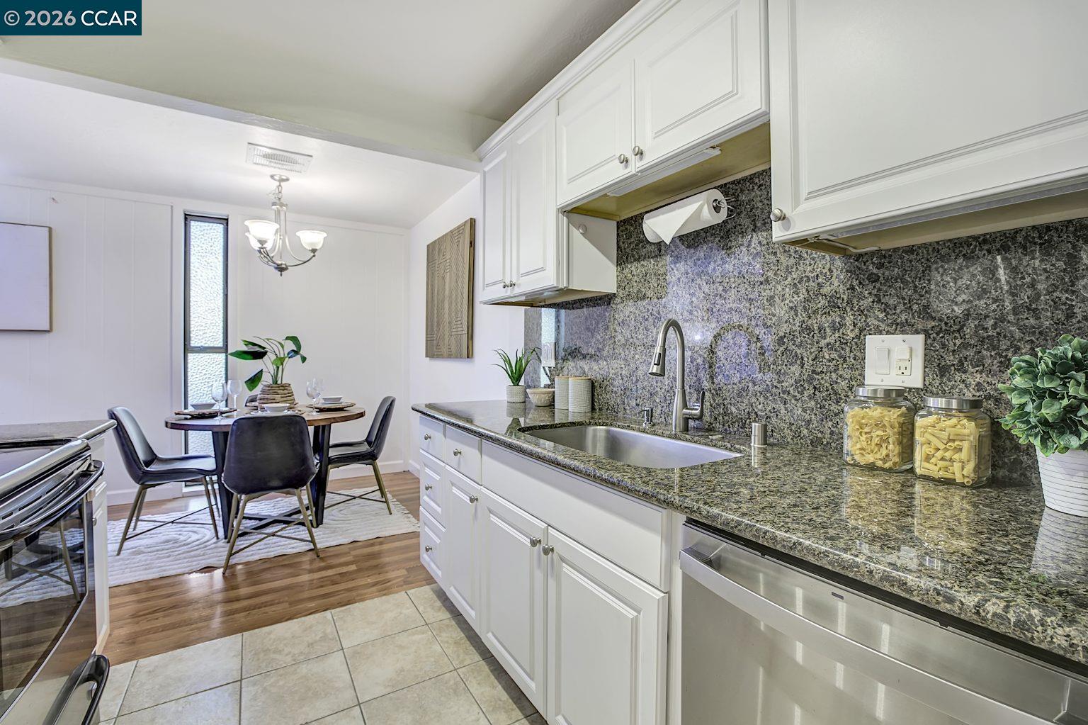 Photo #14: 41121984 Listing: Photo #14