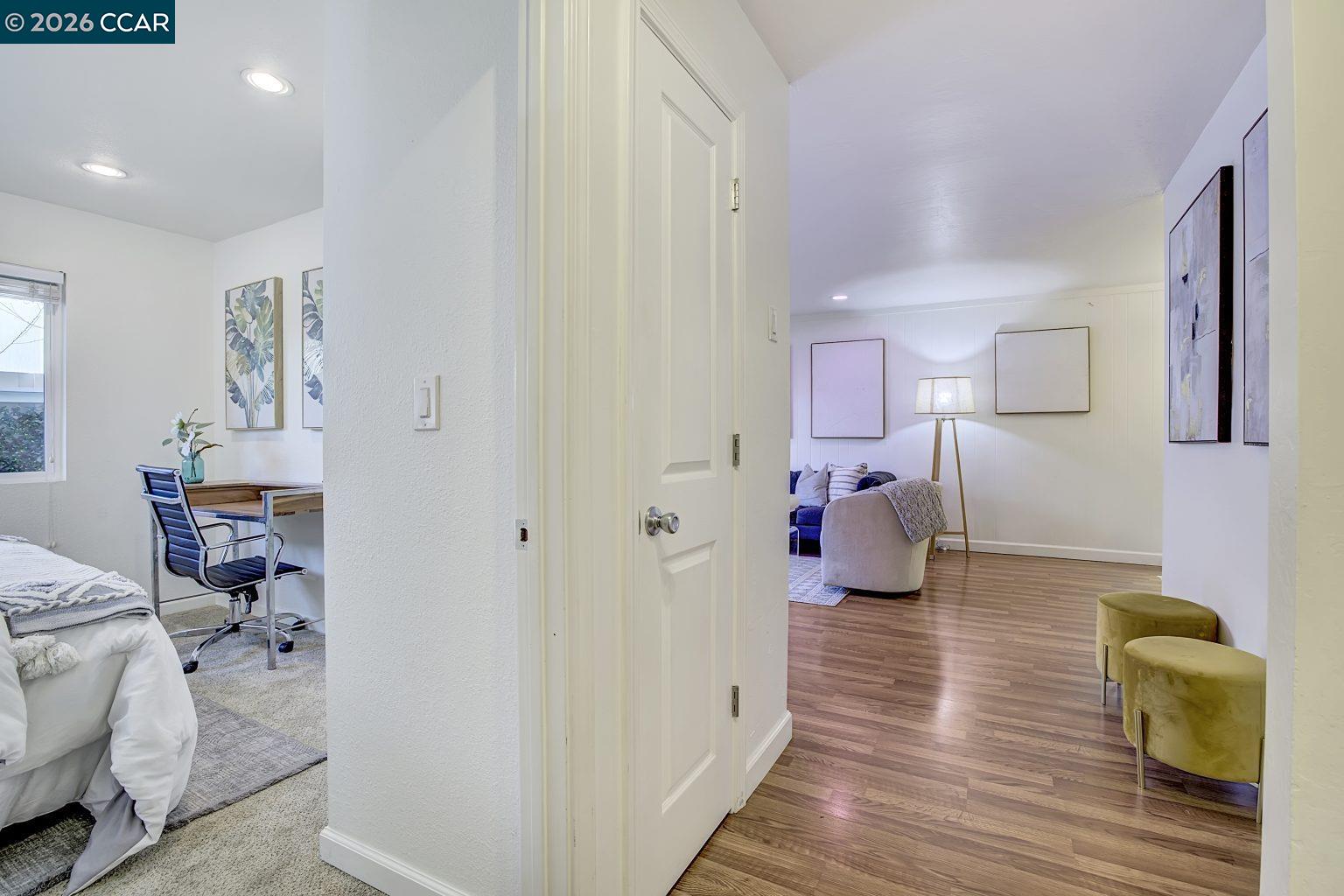 Photo #4: 41121984 Listing: Photo #4