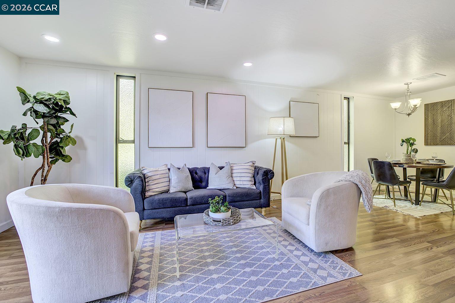 Photo #6: 41121984 Listing: Photo #6