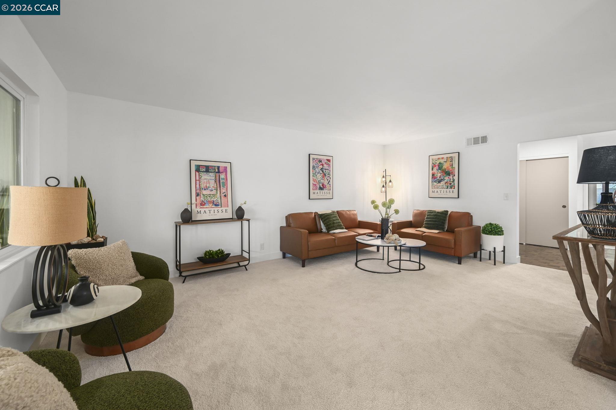 Photo #8: 41121985 Listing: Photo #8