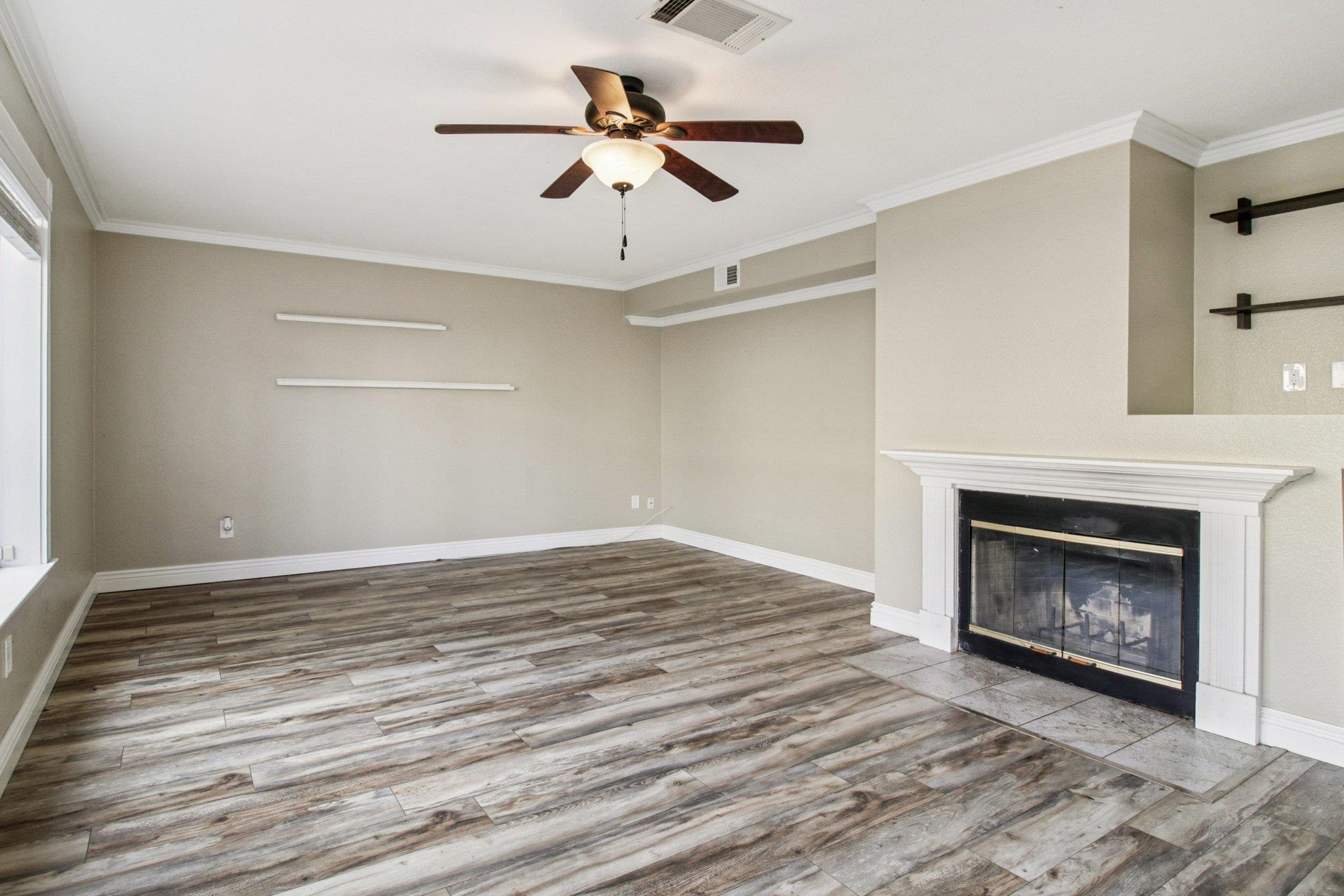 Detail Gallery Image 9 of 32 For 1559 Freed Cir, Pittsburg,  CA 94565 - 4 Beds | 2/1 Baths