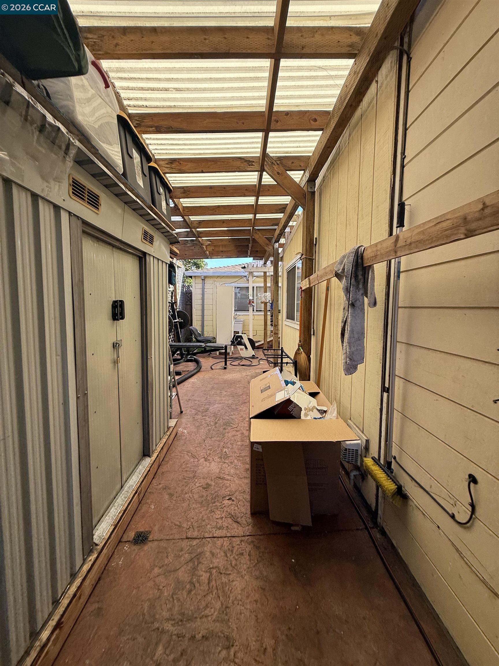 Detail Gallery Image 12 of 14 For 1698 151st Ave, –,  CA 94578 - 4 Beds | 2/1 Baths