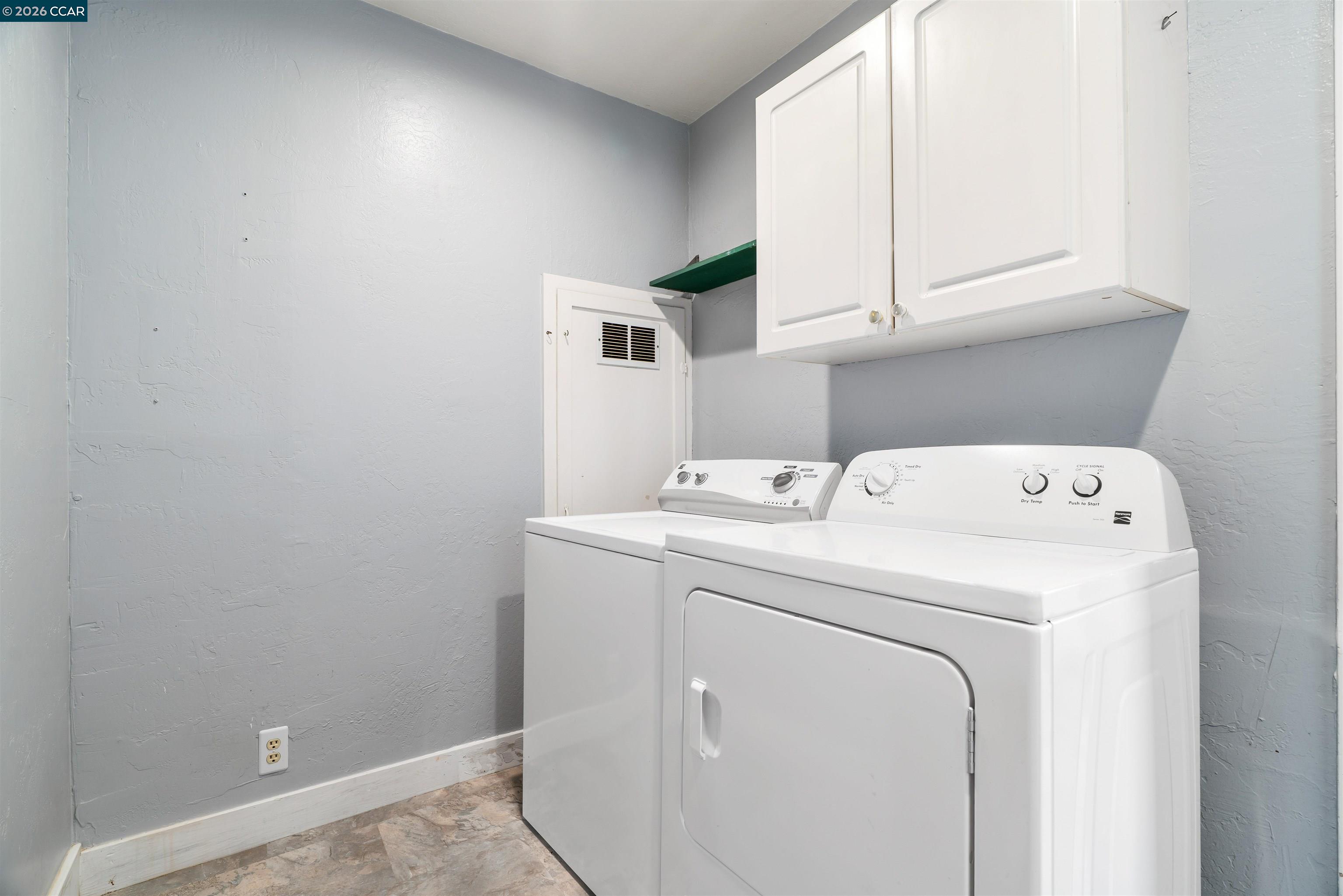 Detail Gallery Image 18 of 34 For 2831 Almond Street, Martinez,  CA 94553-5344 - 3 Beds | 2 Baths
