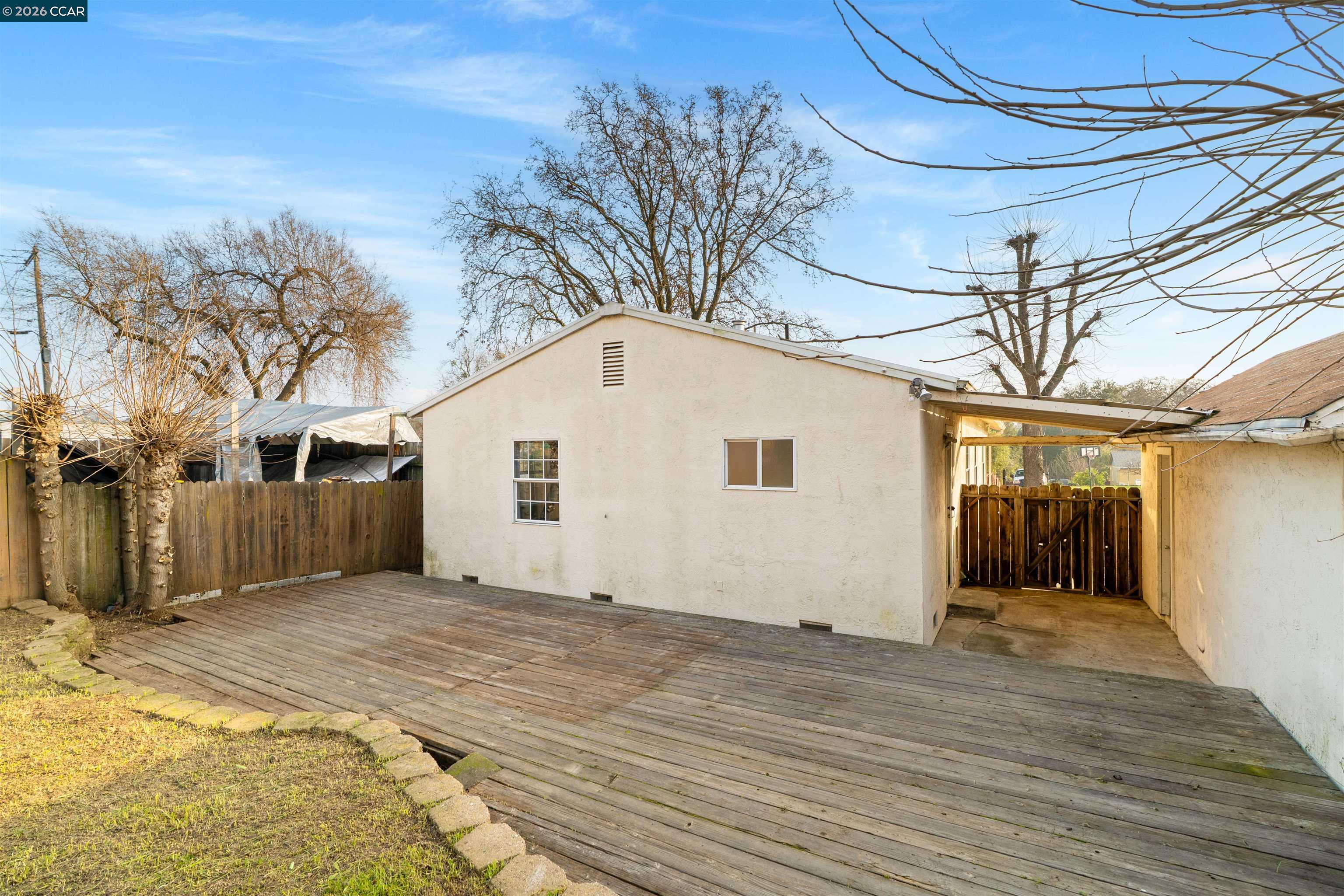 Detail Gallery Image 25 of 34 For 2831 Almond Street, Martinez,  CA 94553-5344 - 3 Beds | 2 Baths