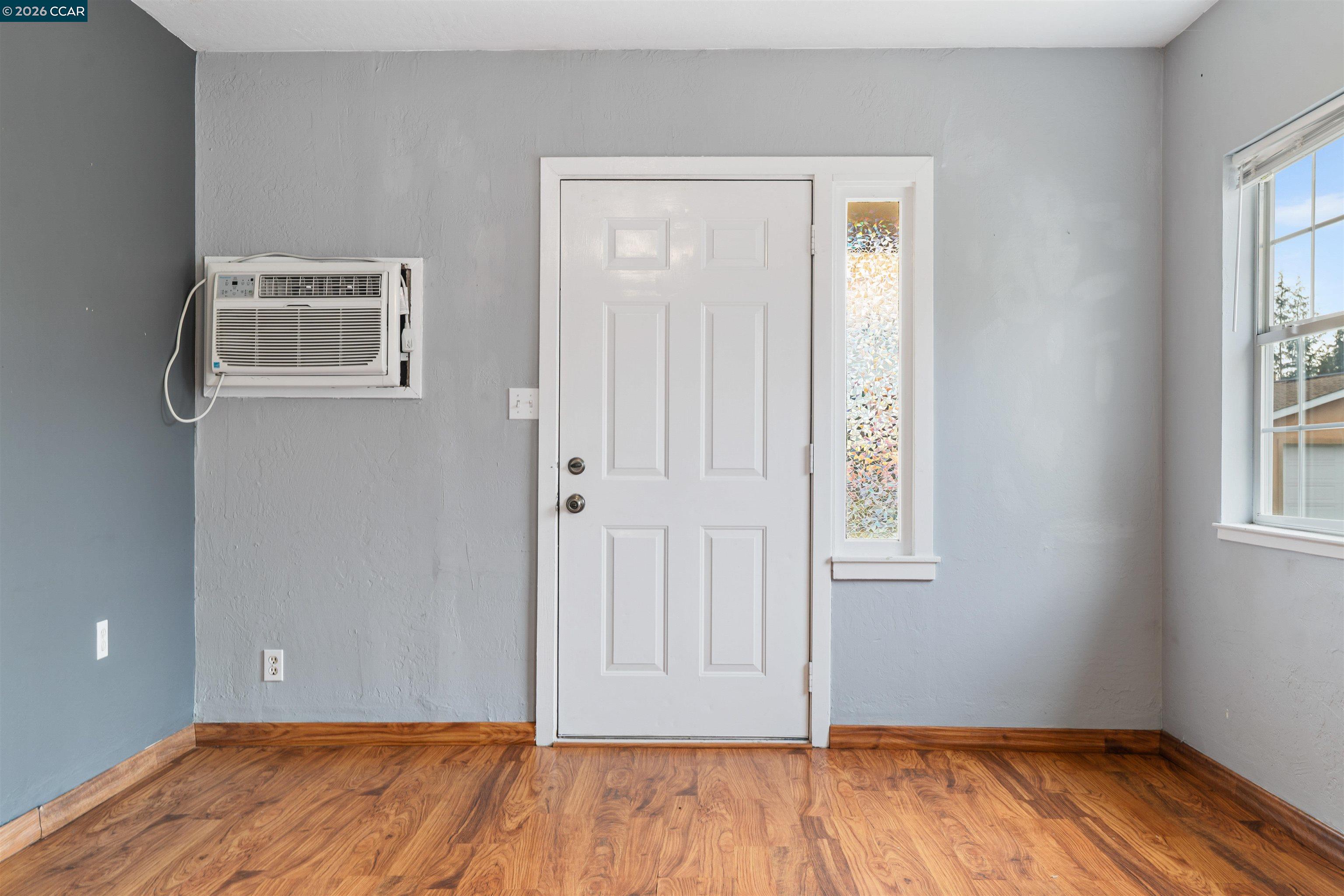 Detail Gallery Image 6 of 34 For 2831 Almond Street, Martinez,  CA 94553-5344 - 3 Beds | 2 Baths