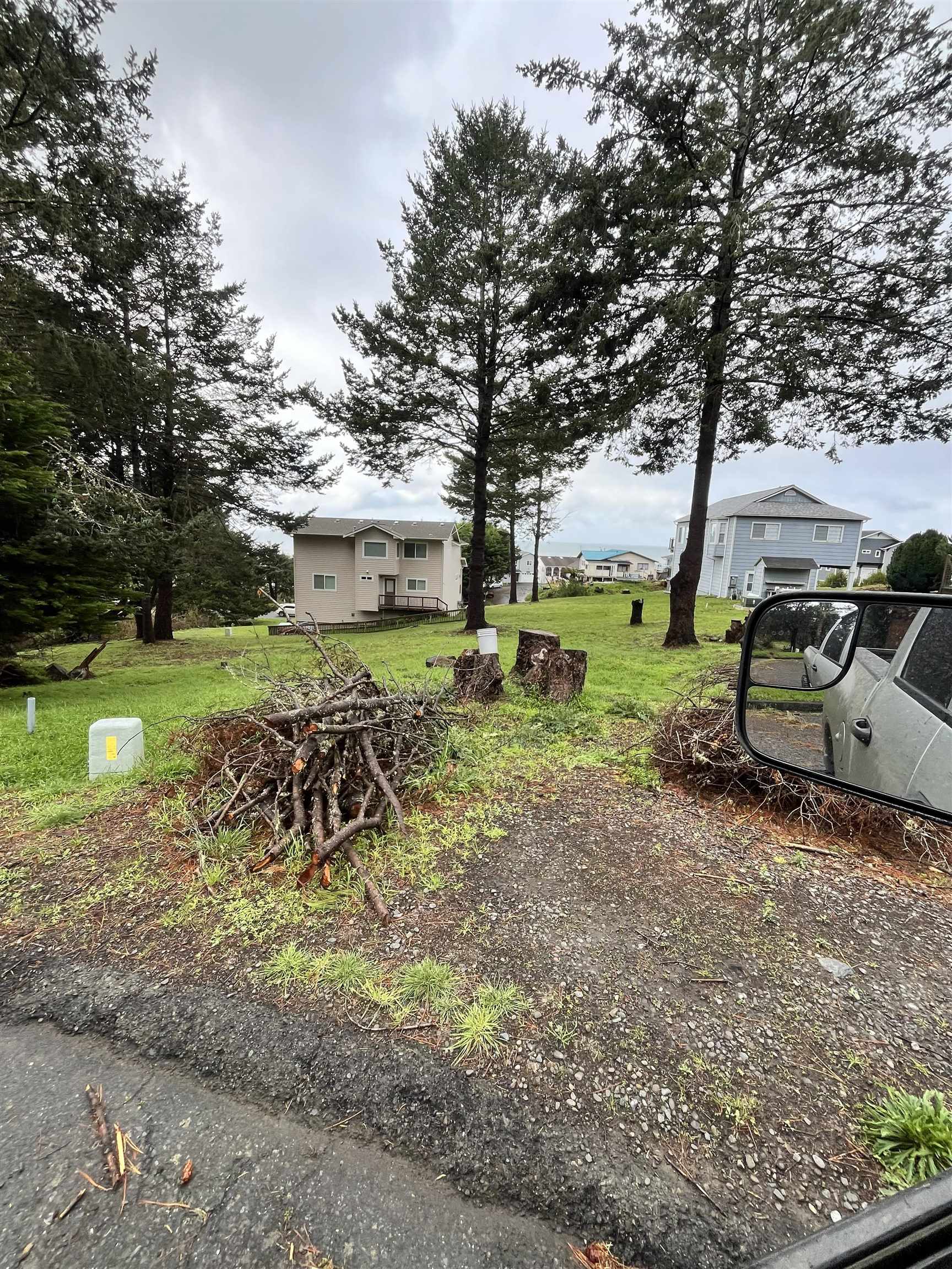 Detail Gallery Image 2 of 6 For 22 Spruce Ct, Whitethorn,  CA 95589 - – Beds | – Baths