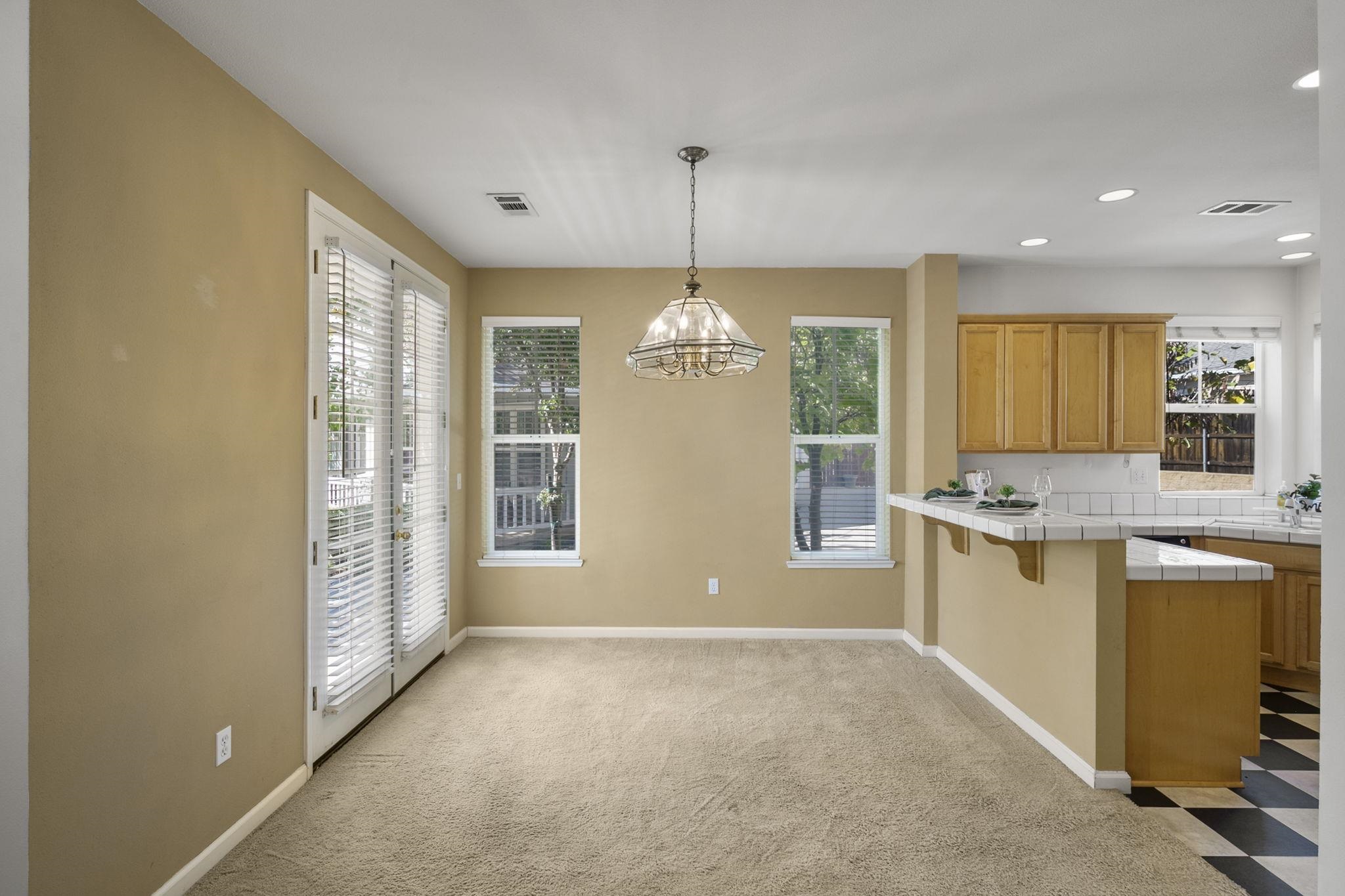 Detail Gallery Image 12 of 40 For 343 Fieldstone Drive, Murphys,  CA 95247 - 2 Beds | 3/1 Baths