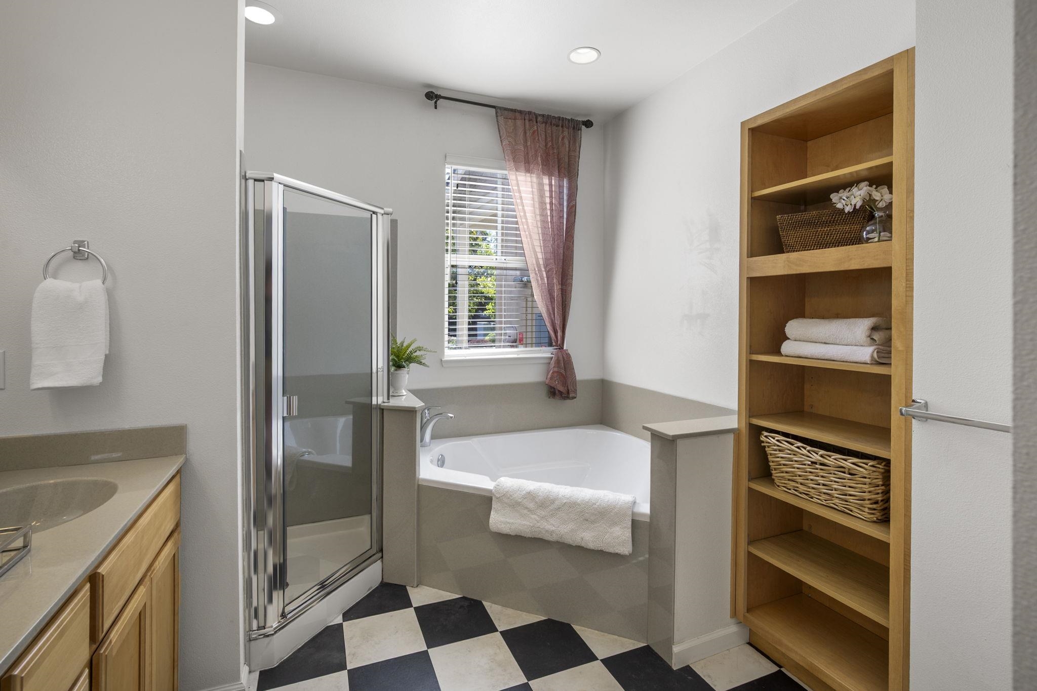 Detail Gallery Image 22 of 40 For 343 Fieldstone Drive, Murphys,  CA 95247 - 2 Beds | 3/1 Baths