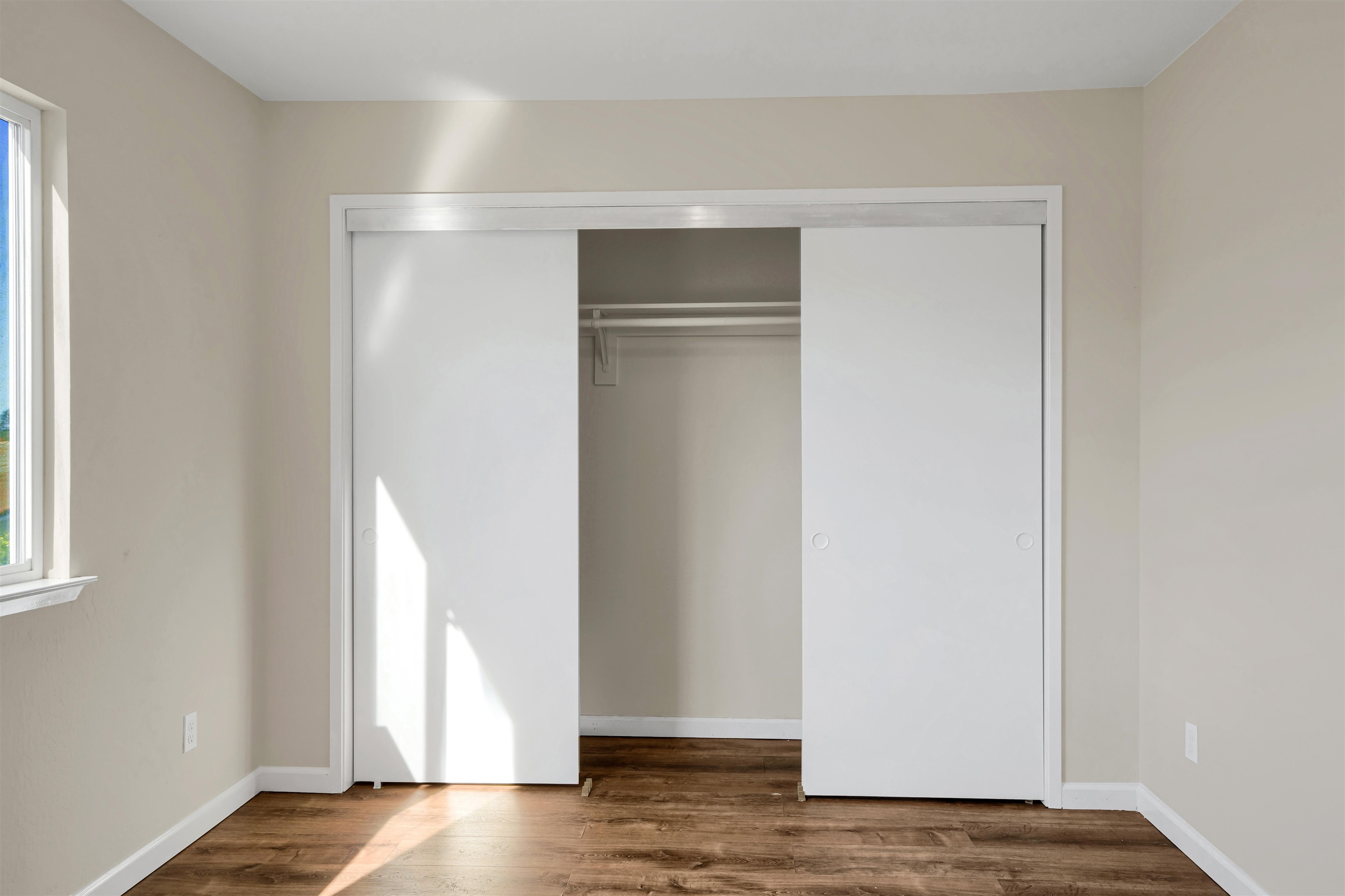 Detail Gallery Image 34 of 44 For 28339 Cabrini Dr, Hayward,  CA 94545 - 4 Beds | 2/1 Baths