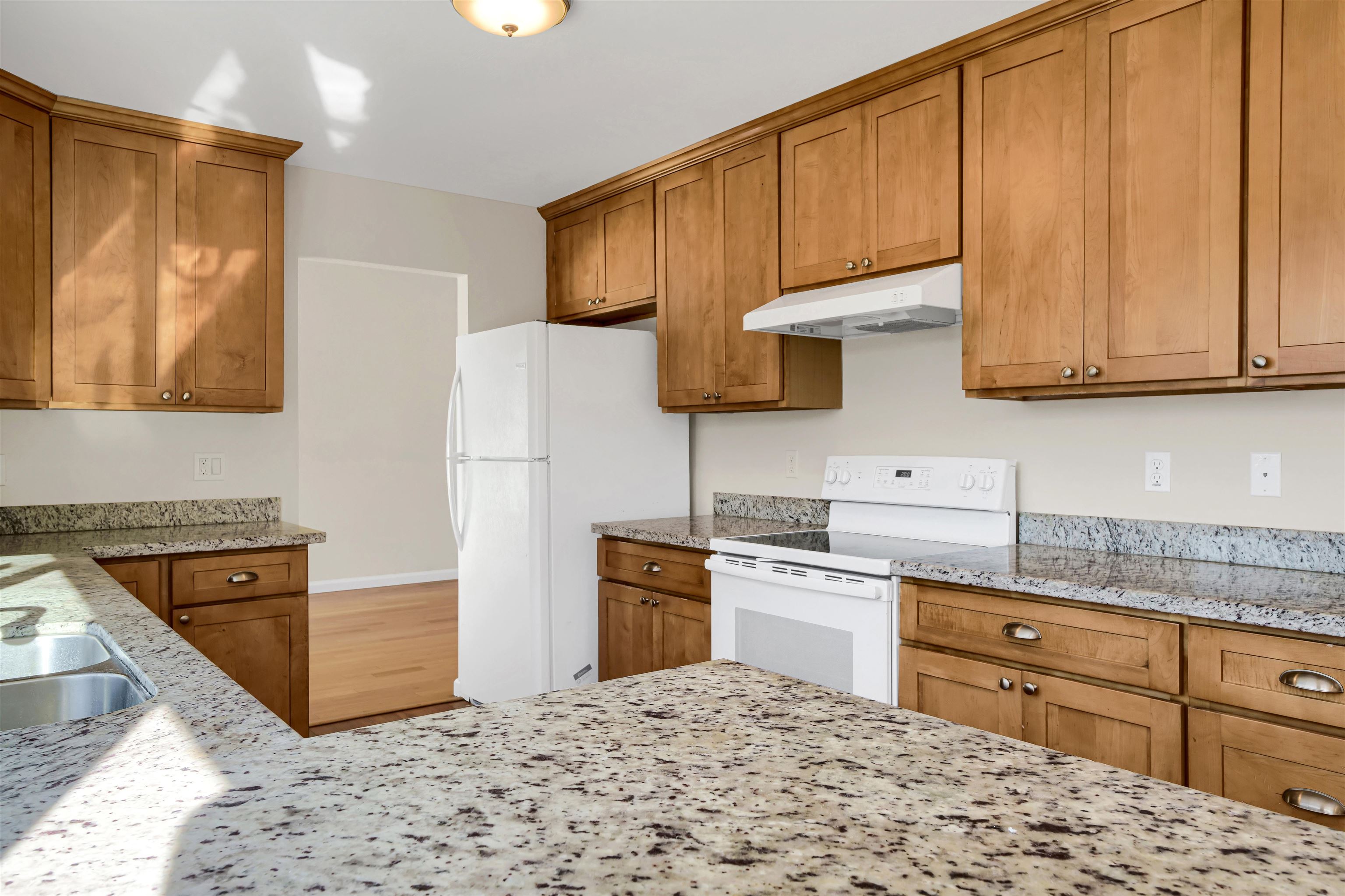 Detail Gallery Image 40 of 44 For 28339 Cabrini Dr, Hayward,  CA 94545 - 4 Beds | 2/1 Baths