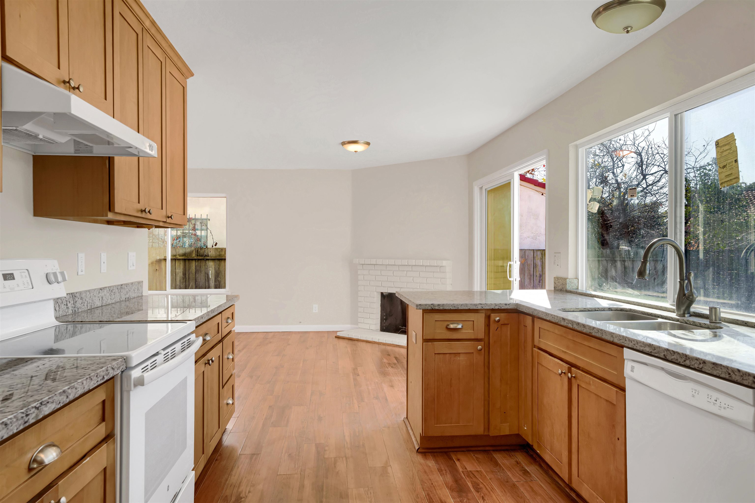 Detail Gallery Image 41 of 44 For 28339 Cabrini Dr, Hayward,  CA 94545 - 4 Beds | 2/1 Baths