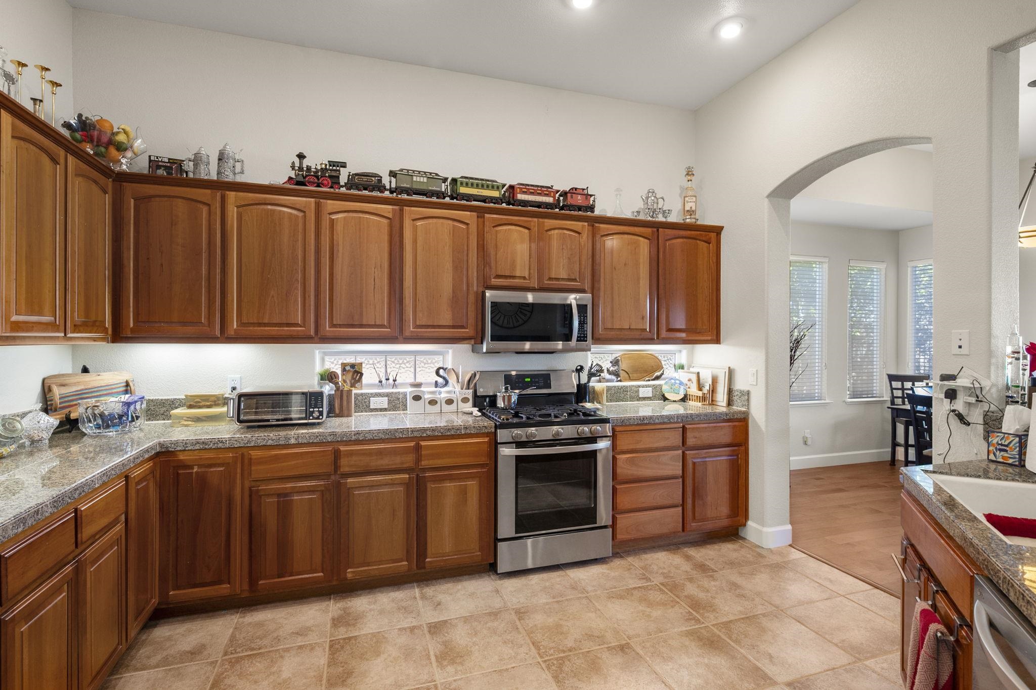 Detail Gallery Image 20 of 47 For 352 Mitchell Lake Ln, Copperopolis,  CA 95228 - 3 Beds | 2 Baths