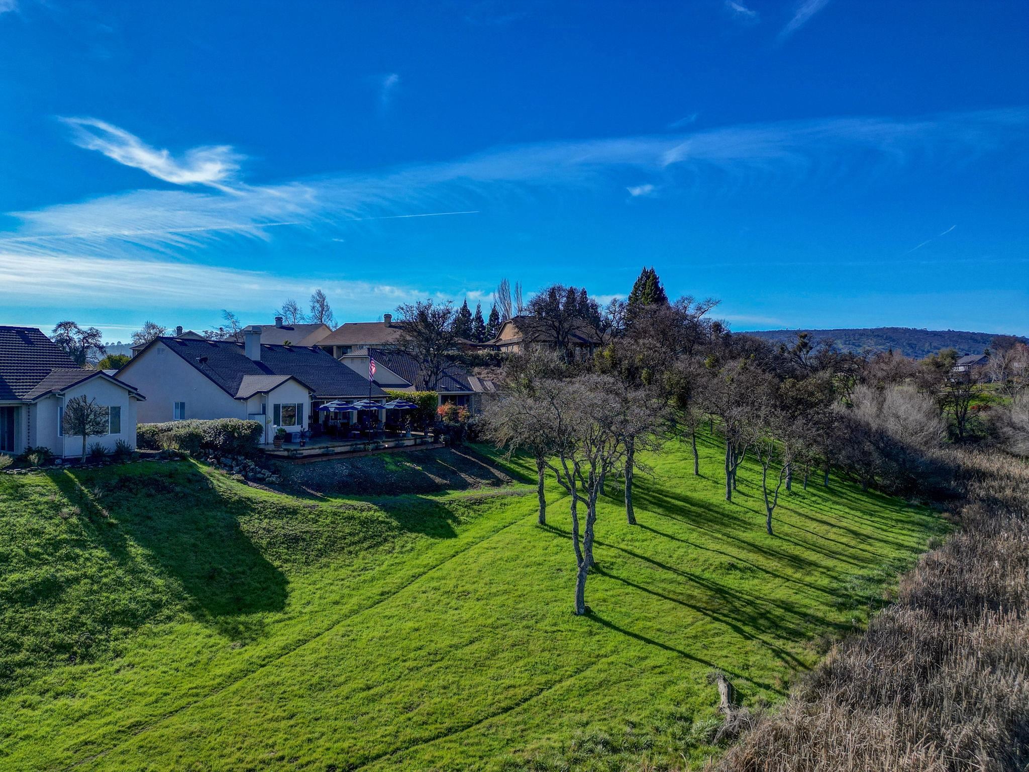 Detail Gallery Image 7 of 47 For 352 Mitchell Lake Ln, Copperopolis,  CA 95228 - 3 Beds | 2 Baths