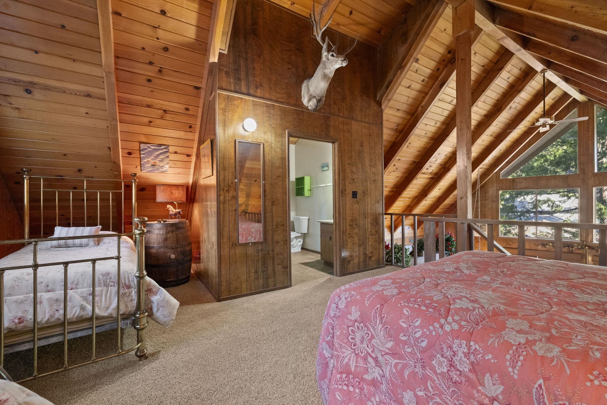 Detail Gallery Image 21 of 36 For 23500 Lakewood Dr, Twain Harte,  CA 95383 - 3 Beds | 2 Baths