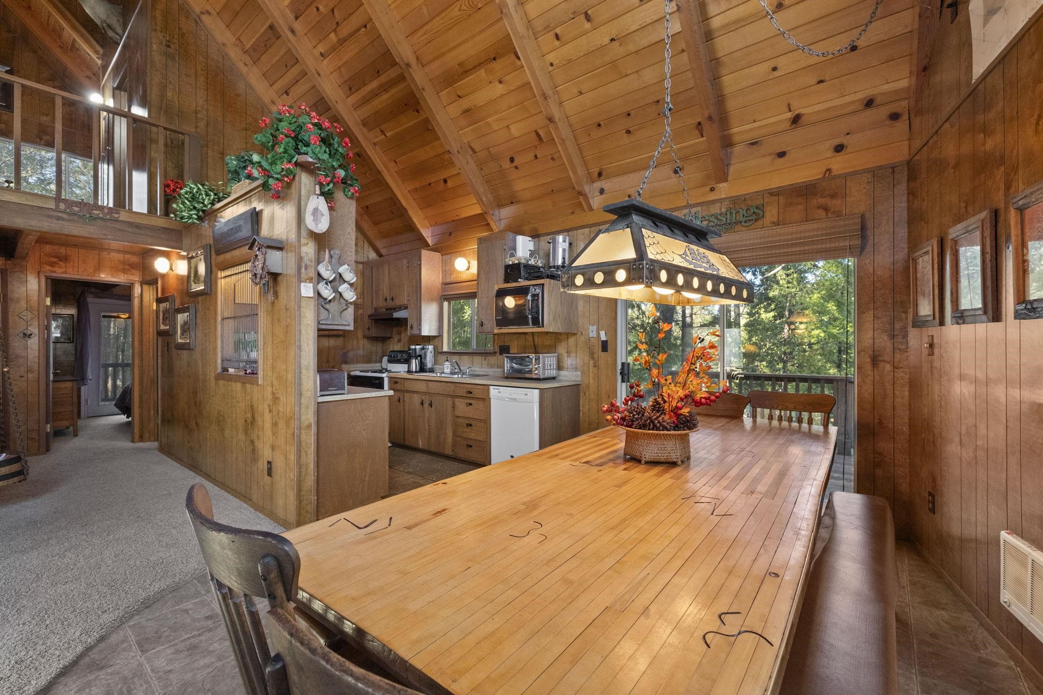 Detail Gallery Image 8 of 36 For 23500 Lakewood Dr, Twain Harte,  CA 95383 - 3 Beds | 2 Baths