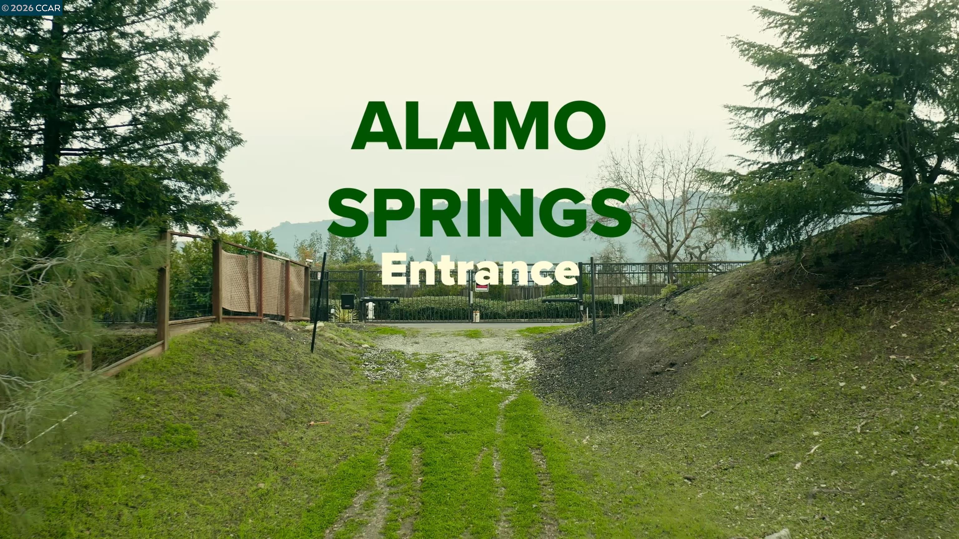 Detail Gallery Image 11 of 23 For 100 Los Balcones, Alamo,  CA 94507 - 5 Beds | 3/1 Baths