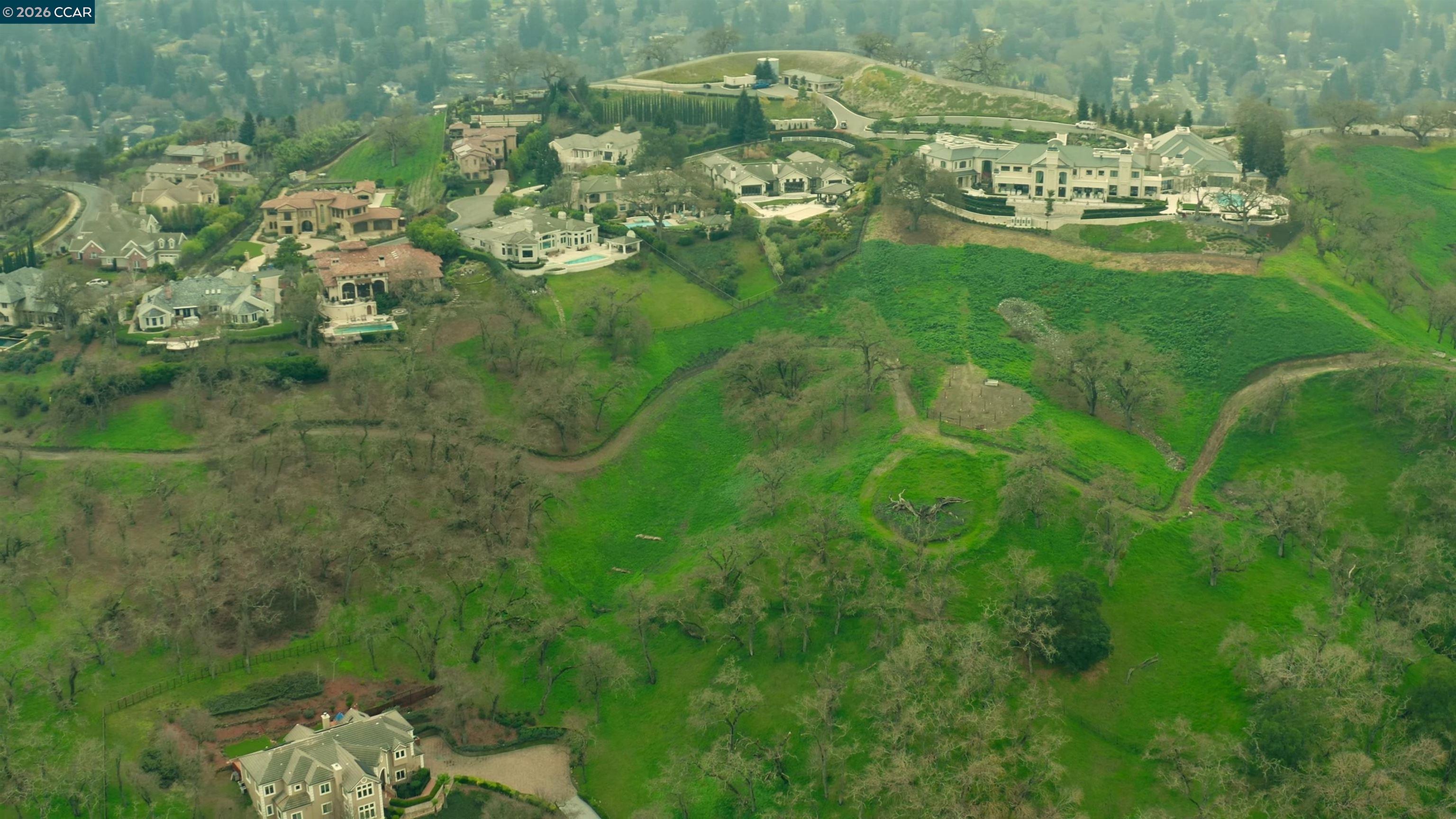 Detail Gallery Image 14 of 23 For 100 Los Balcones, Alamo,  CA 94507 - 5 Beds | 3/1 Baths