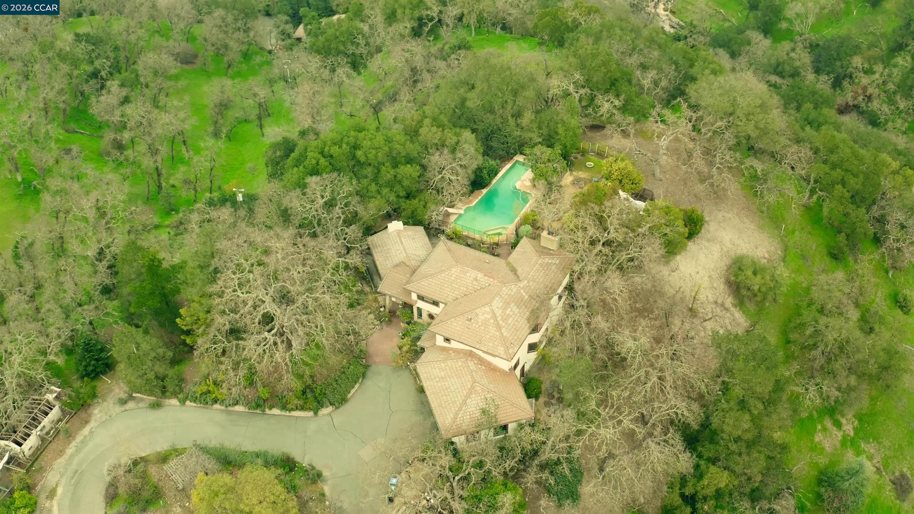 Detail Gallery Image 21 of 23 For 100 Los Balcones, Alamo,  CA 94507 - 5 Beds | 3/1 Baths