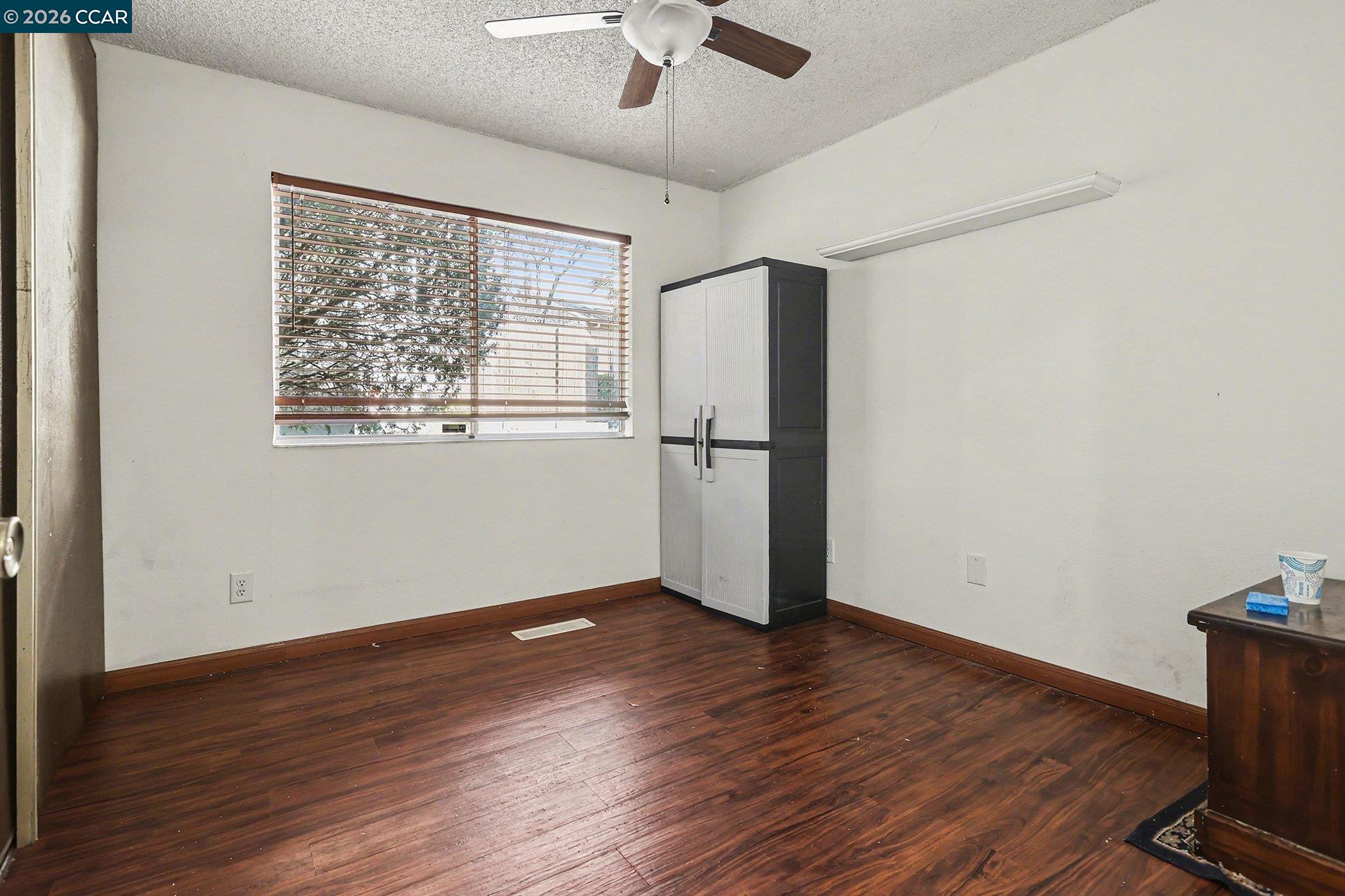 Detail Gallery Image 18 of 27 For 717 Beelard Dr, Vacaville,  CA 95687 - 2 Beds | 2 Baths