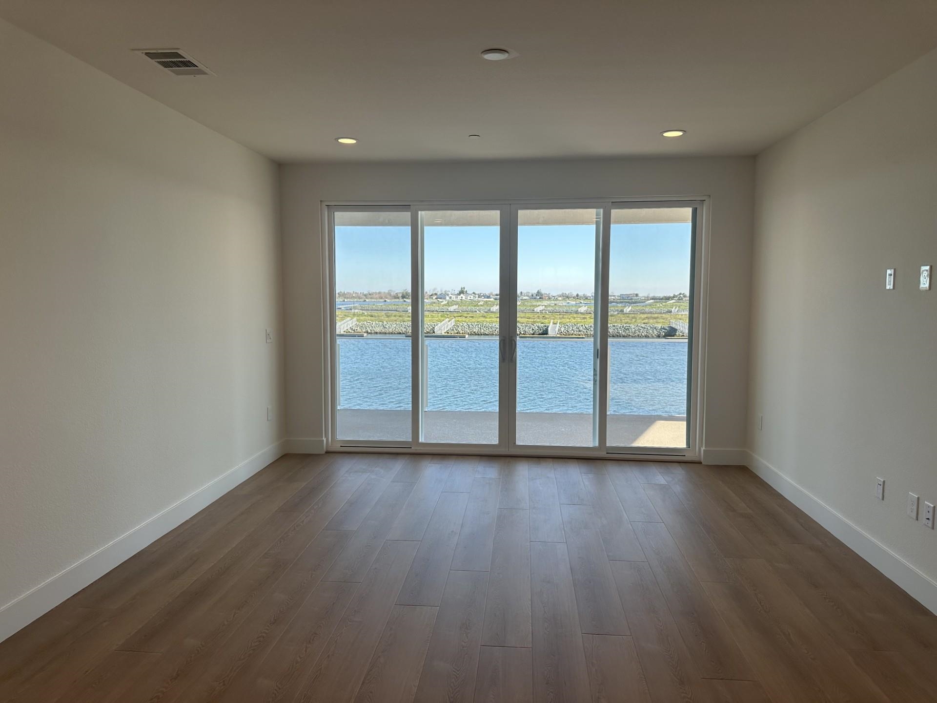 Detail Gallery Image 14 of 21 For 656 Point Place, Bethel Island,  CA 94511 - 5 Beds | 5/1 Baths