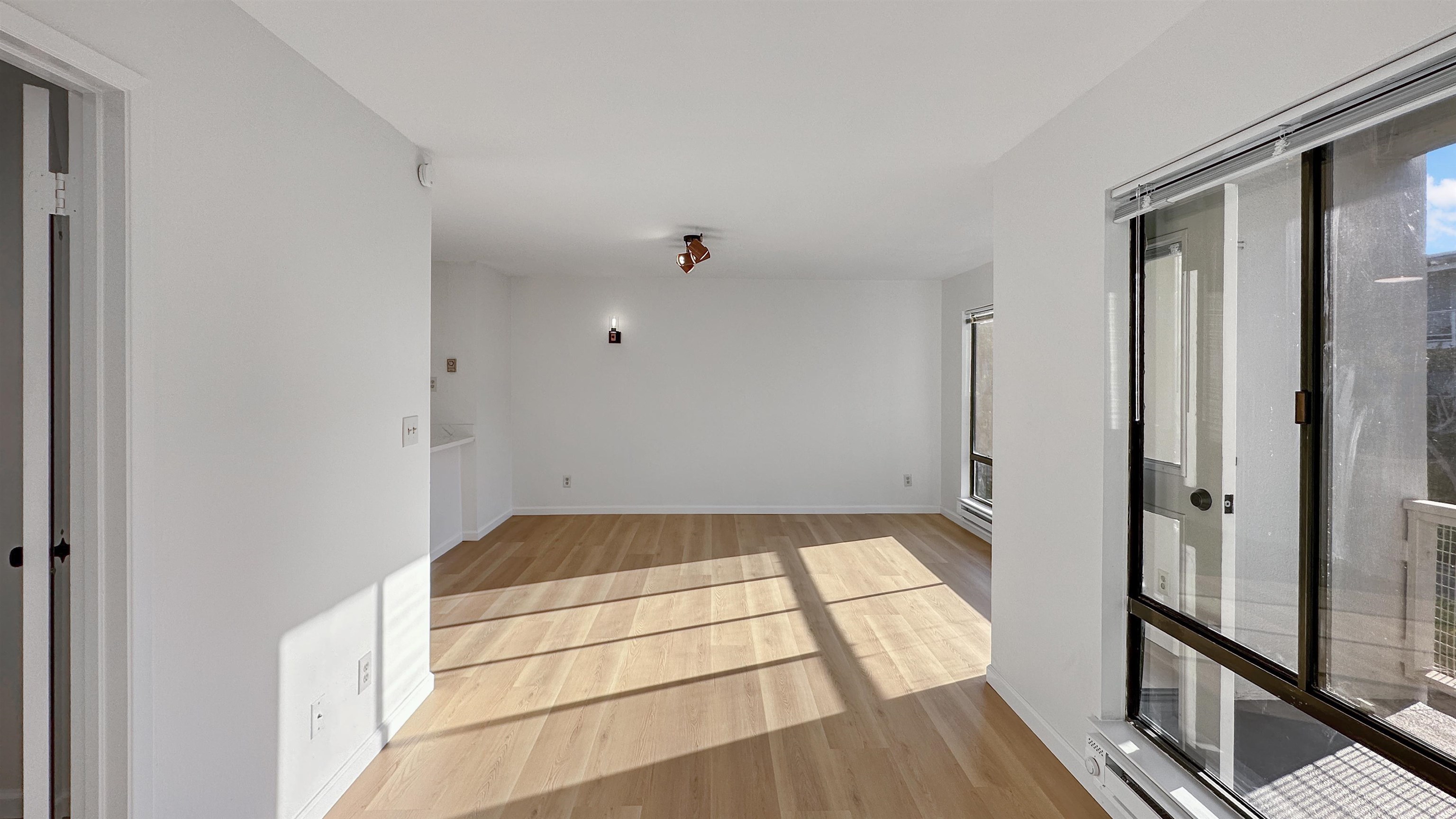 Photo #14: 41122021 Listing: Photo #14