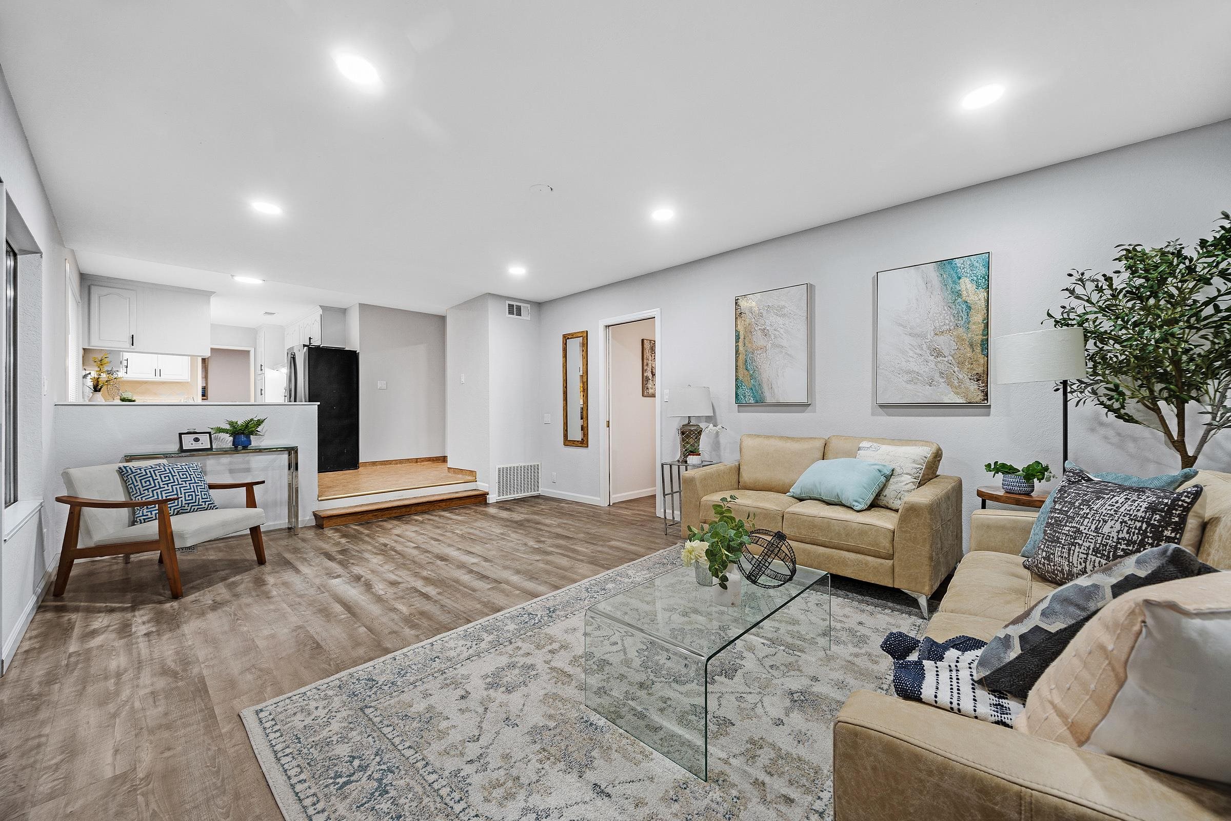 Detail Gallery Image 19 of 42 For 5287 Diane Lane, Livermore,  CA 94550 - 4 Beds | 2/1 Baths