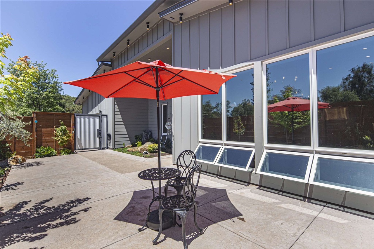 Detail Gallery Image 7 of 57 For 18870 Old Bridge, Jamestown,  CA 95327 - 3 Beds | 2 Baths