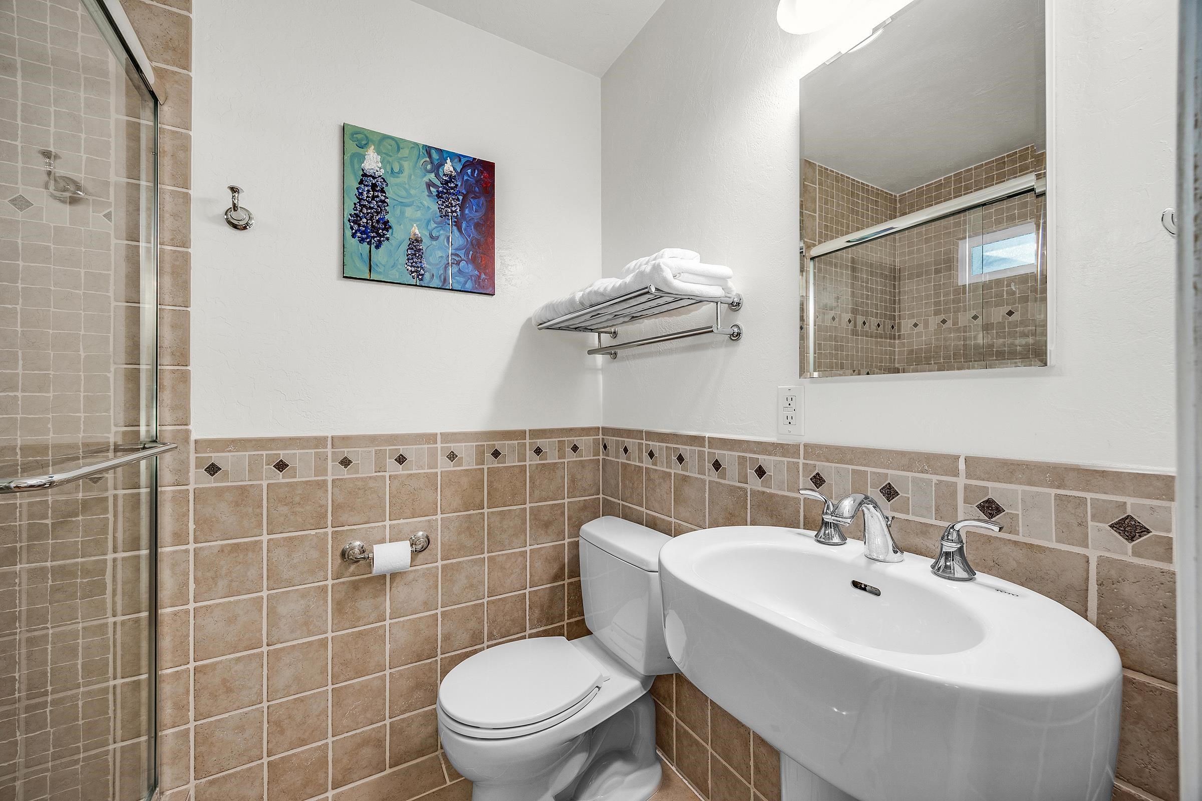 Detail Gallery Image 19 of 33 For 1009 Lisbon Avenue, Livermore,  CA 94550 - 3 Beds | 2 Baths