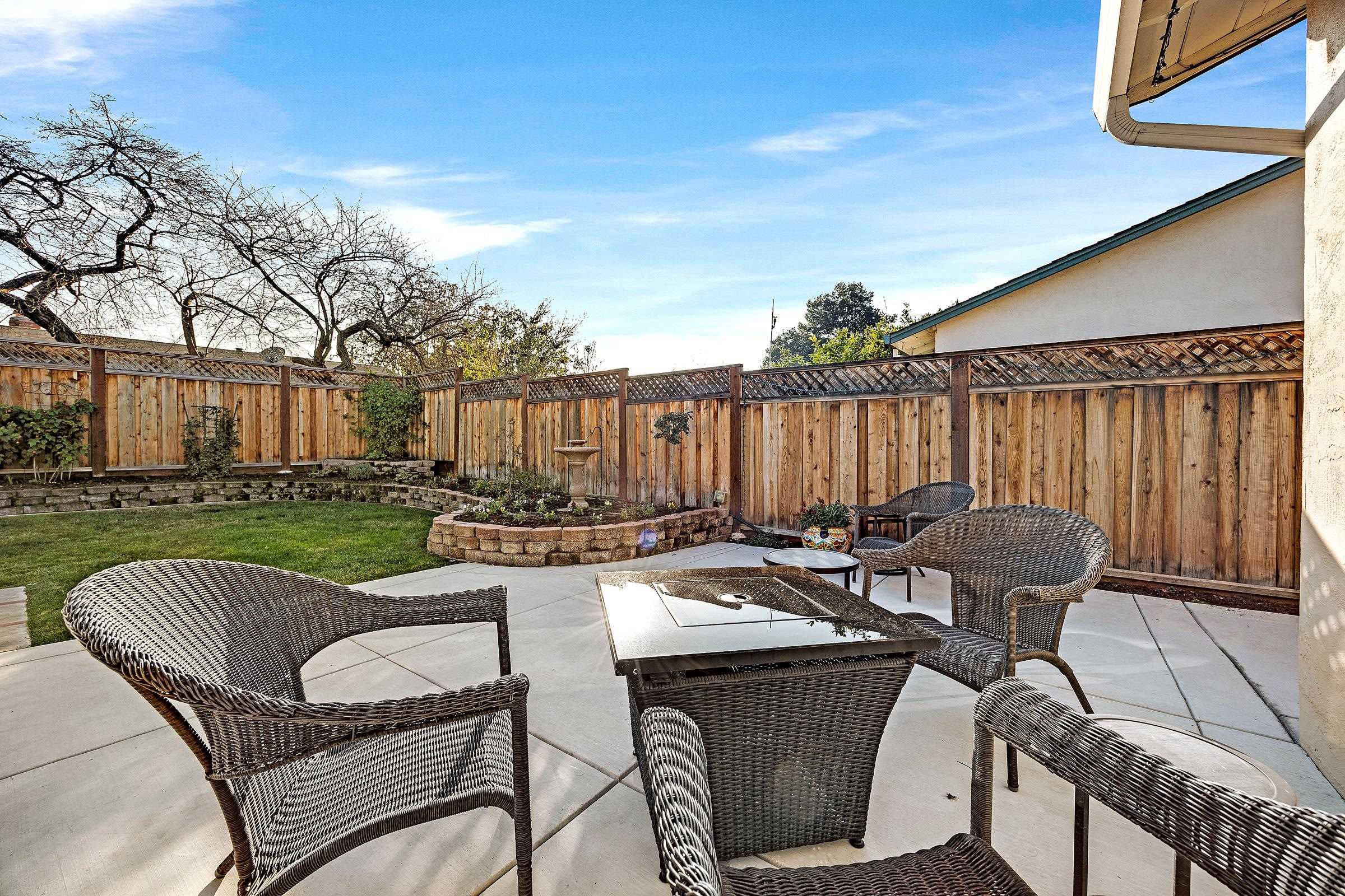 Detail Gallery Image 29 of 33 For 1009 Lisbon Avenue, Livermore,  CA 94550 - 3 Beds | 2 Baths
