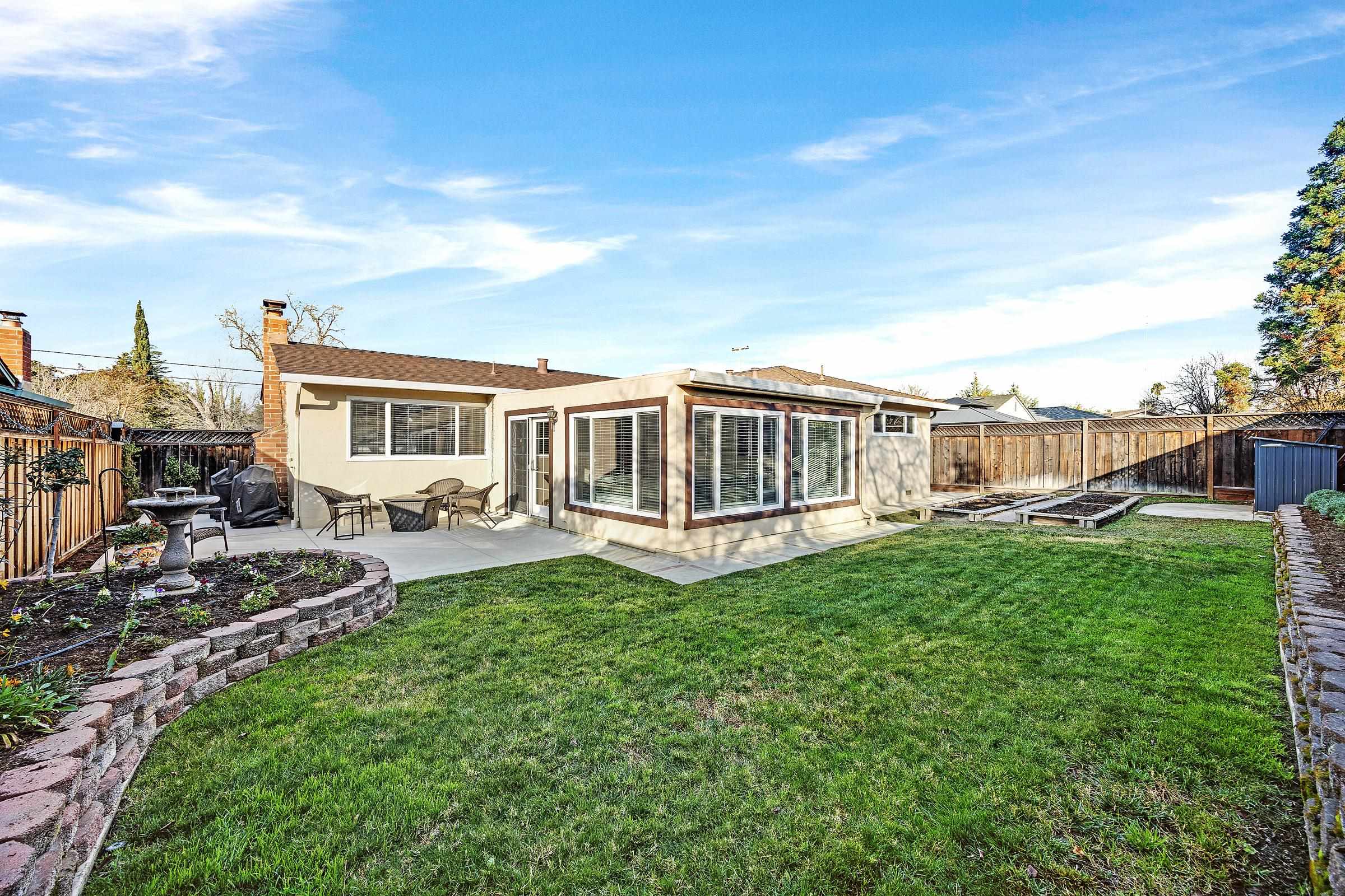 Detail Gallery Image 30 of 33 For 1009 Lisbon Avenue, Livermore,  CA 94550 - 3 Beds | 2 Baths