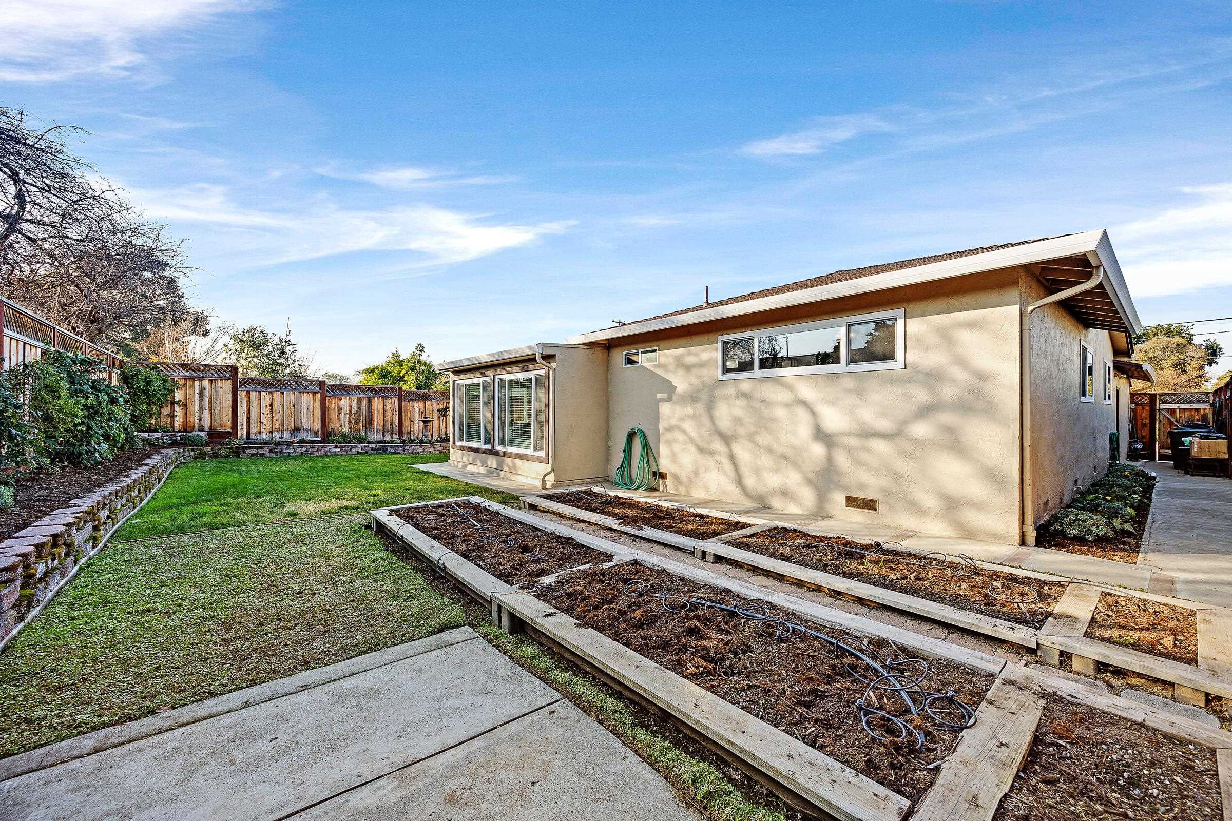 Detail Gallery Image 32 of 33 For 1009 Lisbon Avenue, Livermore,  CA 94550 - 3 Beds | 2 Baths