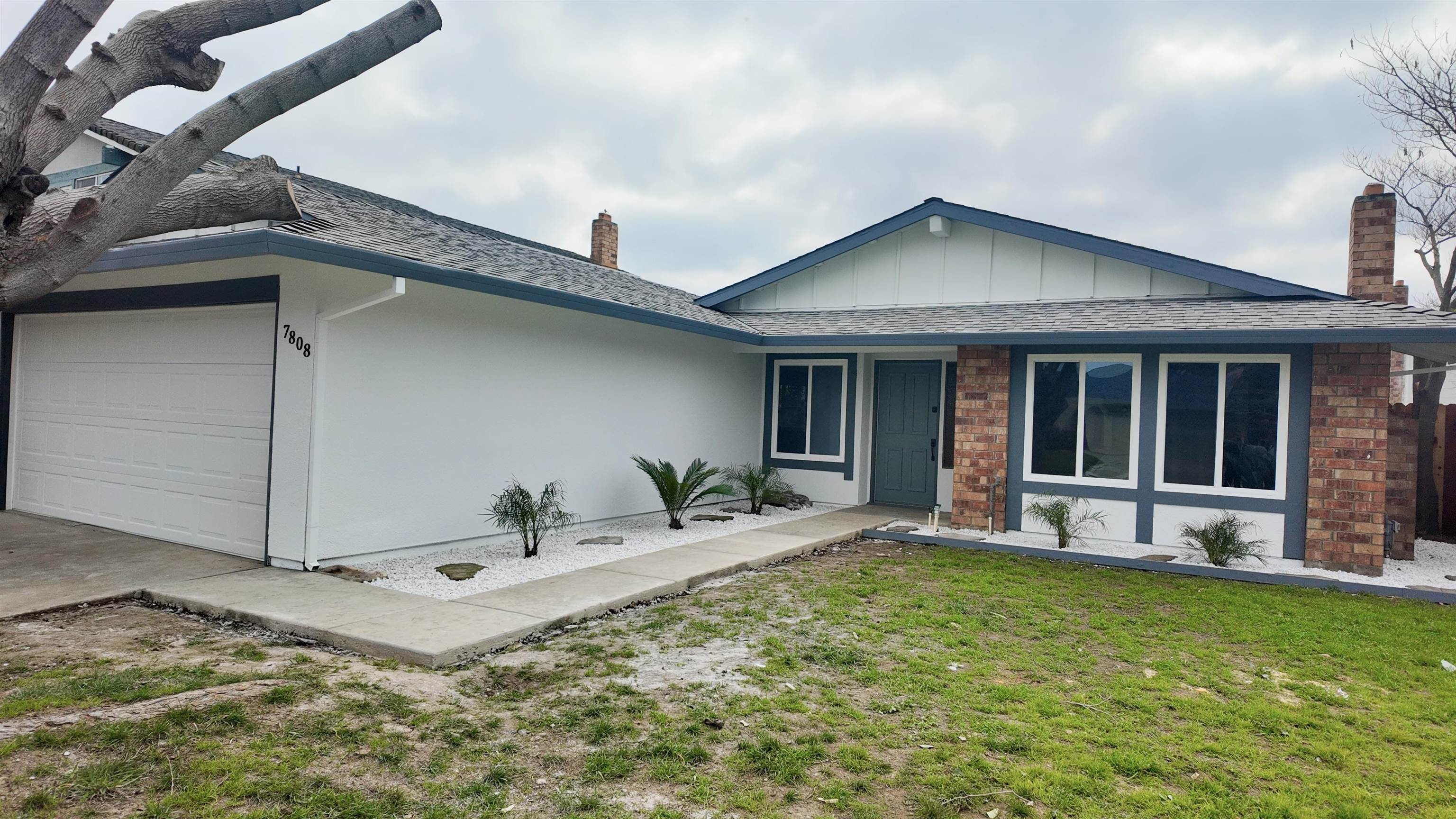 Front Image Thumbnail for BE41122027