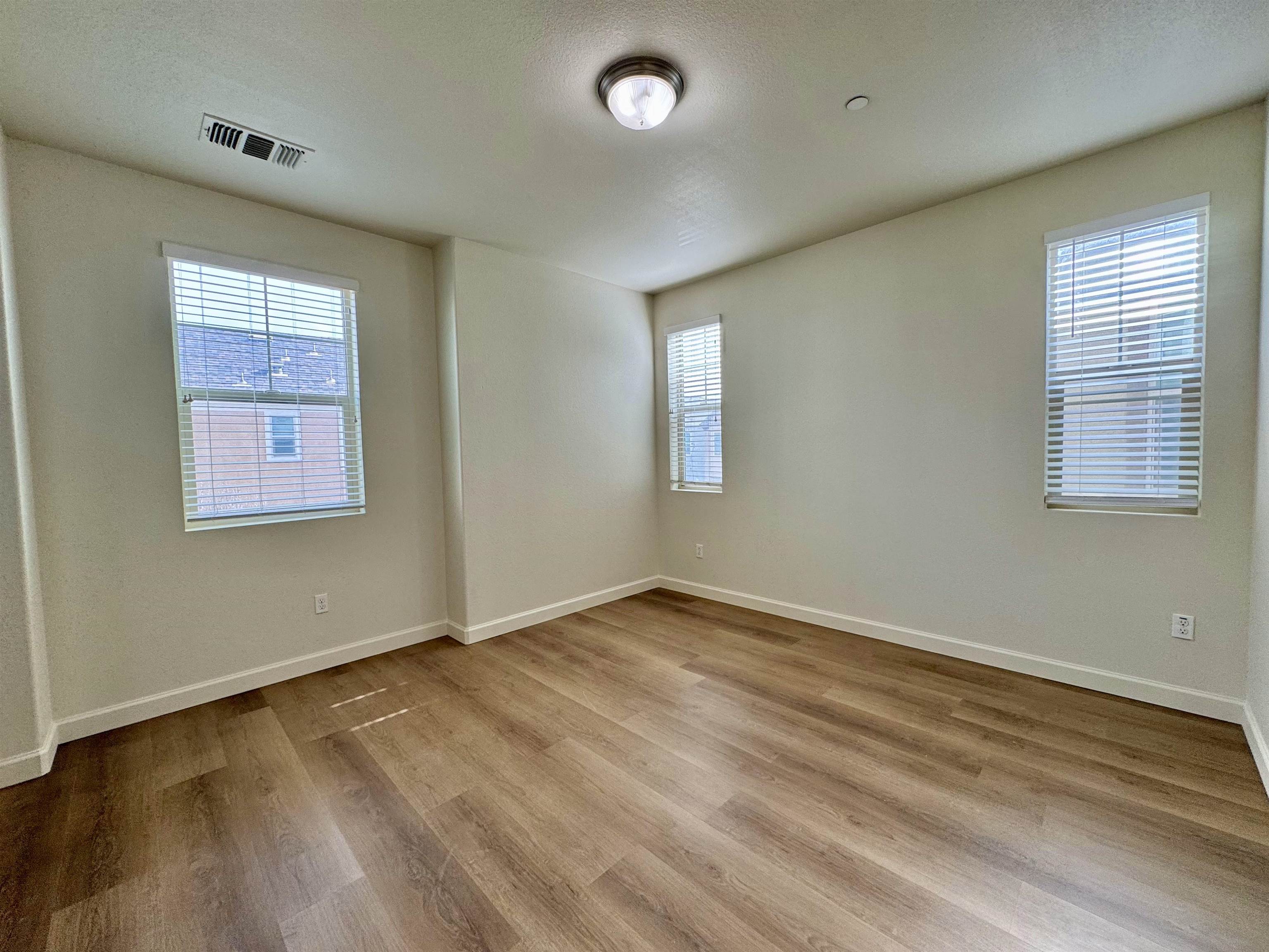 Detail Gallery Image 22 of 31 For 2906 Worthing Commons, Livermore,  CA 94550 - 4 Beds | 3/1 Baths