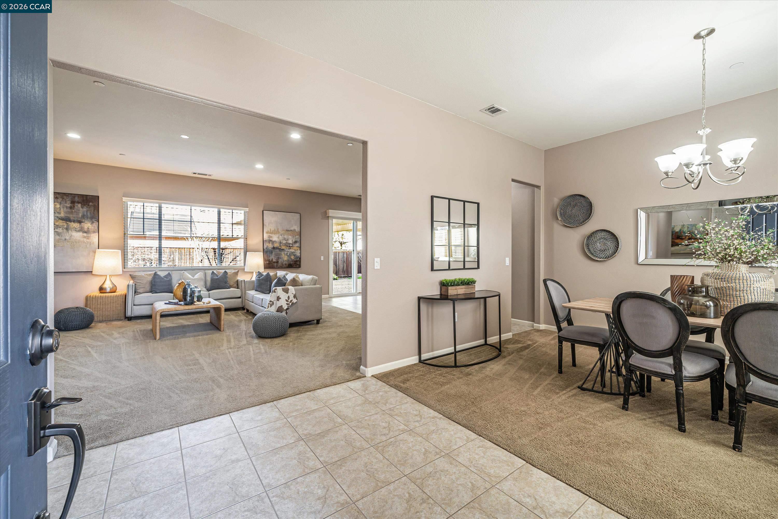 Detail Gallery Image 4 of 39 For 6432 Laurel Creek Pl, Livermore,  CA 94551 - 4 Beds | 3 Baths