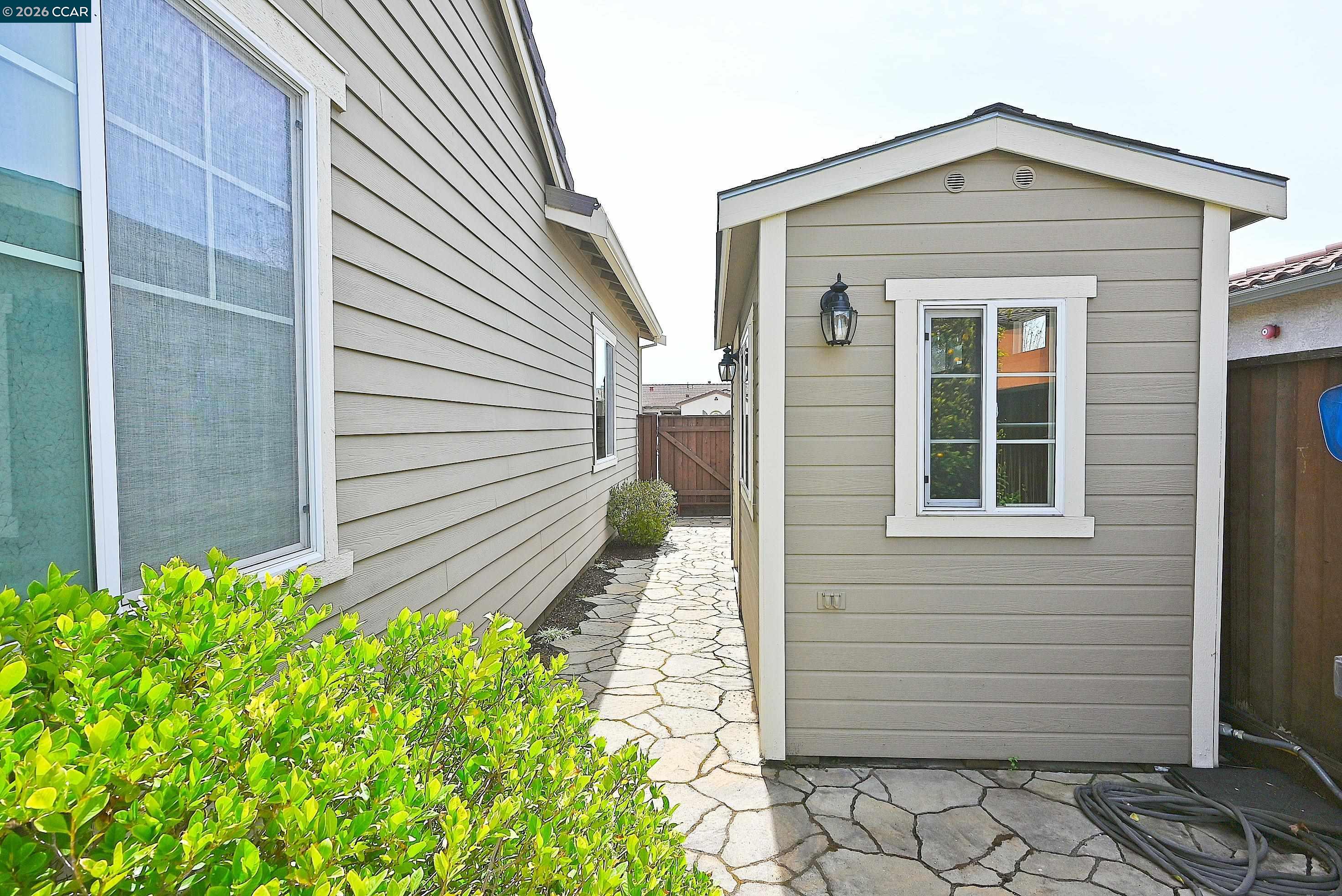 Detail Gallery Image 33 of 39 For 6432 Laurel Creek Pl, Livermore,  CA 94551 - 4 Beds | 3 Baths