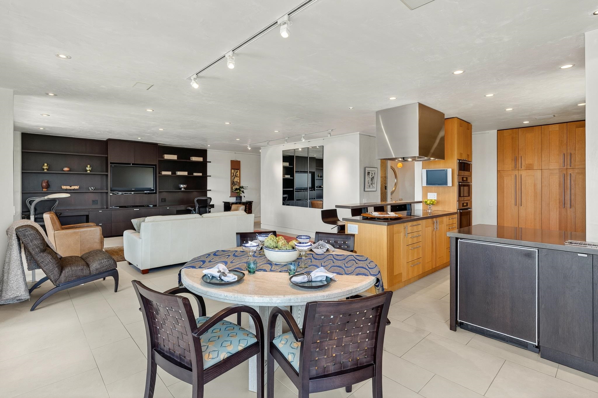 Photo #15: 41122041 Listing: Photo #15