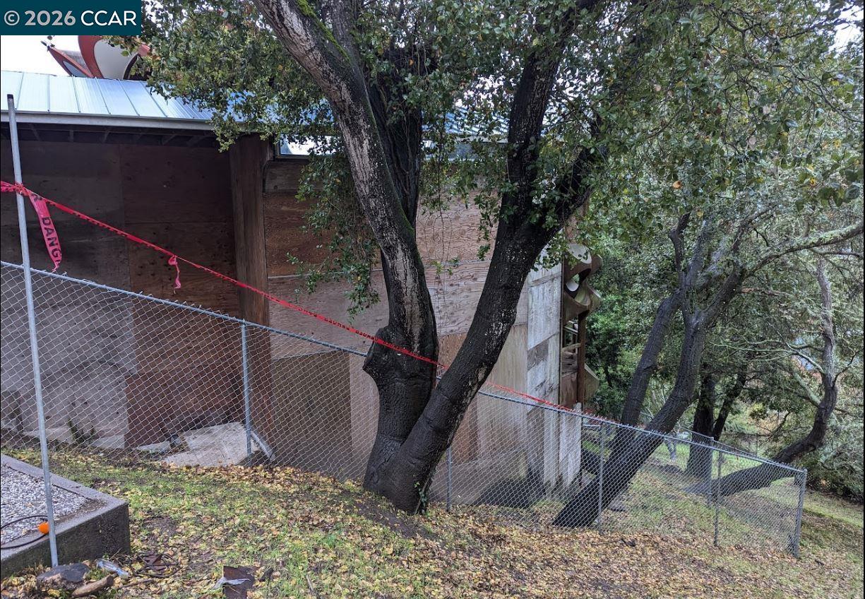 Detail Gallery Image 25 of 25 For 1110 Sterling Av, Berkeley,  CA 94708 - – Beds | – Baths